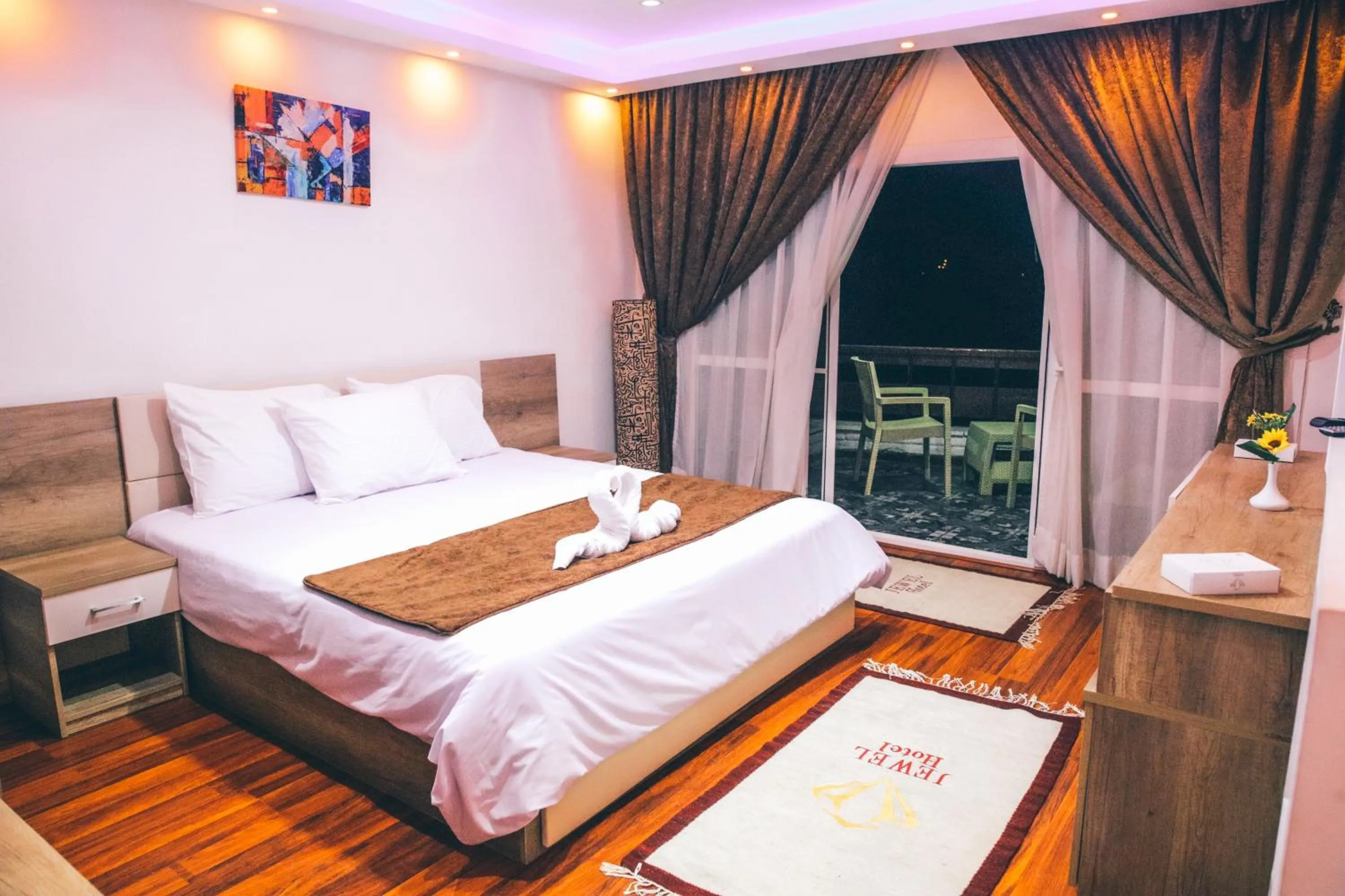 Bed in Jewel Maadi Cabins and Club