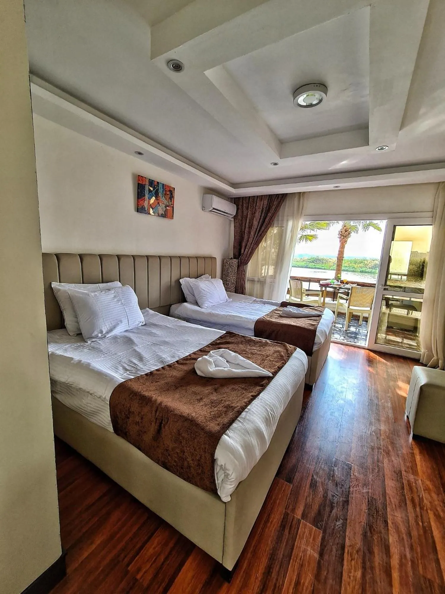 Photo of the whole room, Bed in Jewel Maadi Cabins and Club