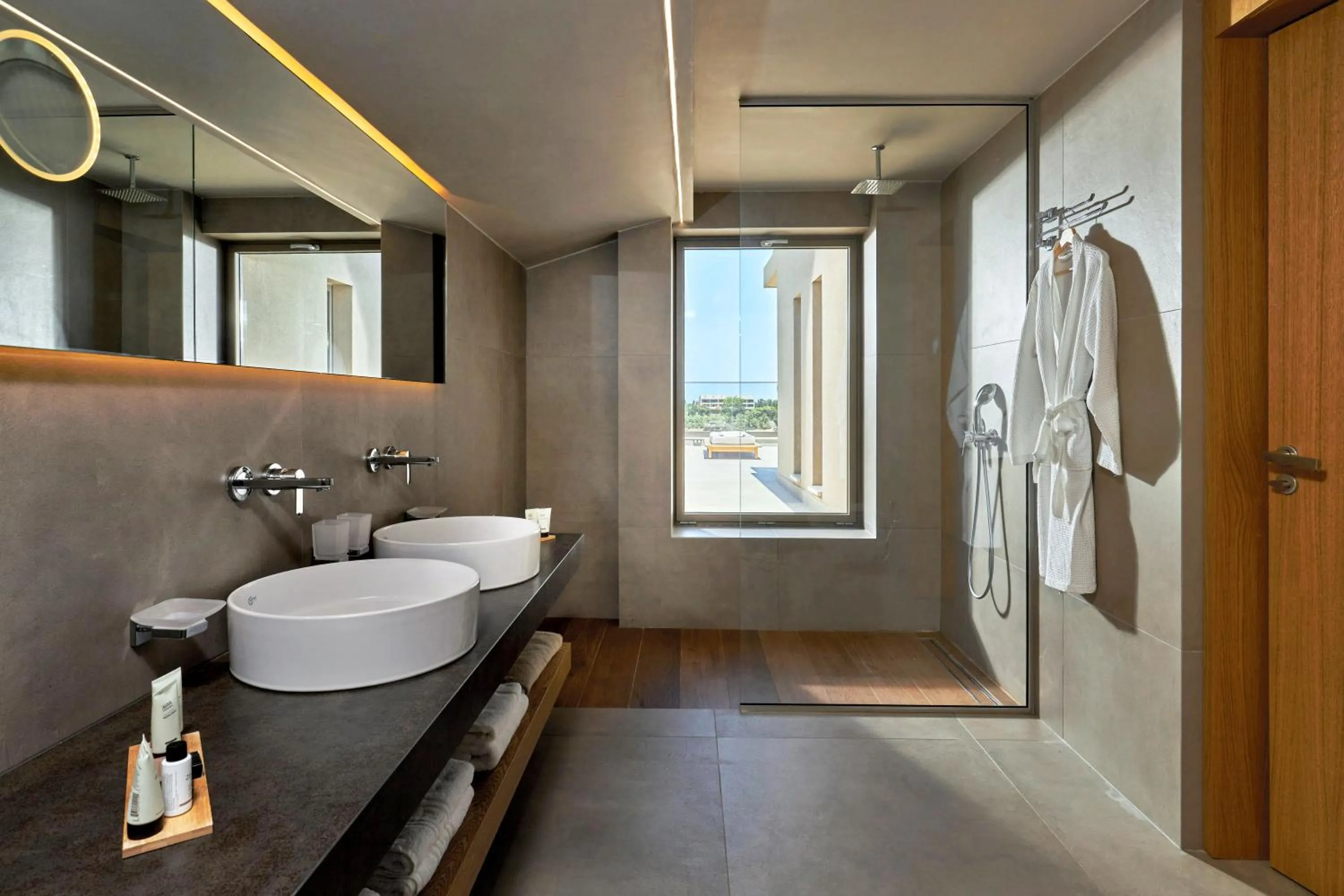 Shower in Castello Infinity Suites - Adults Only
