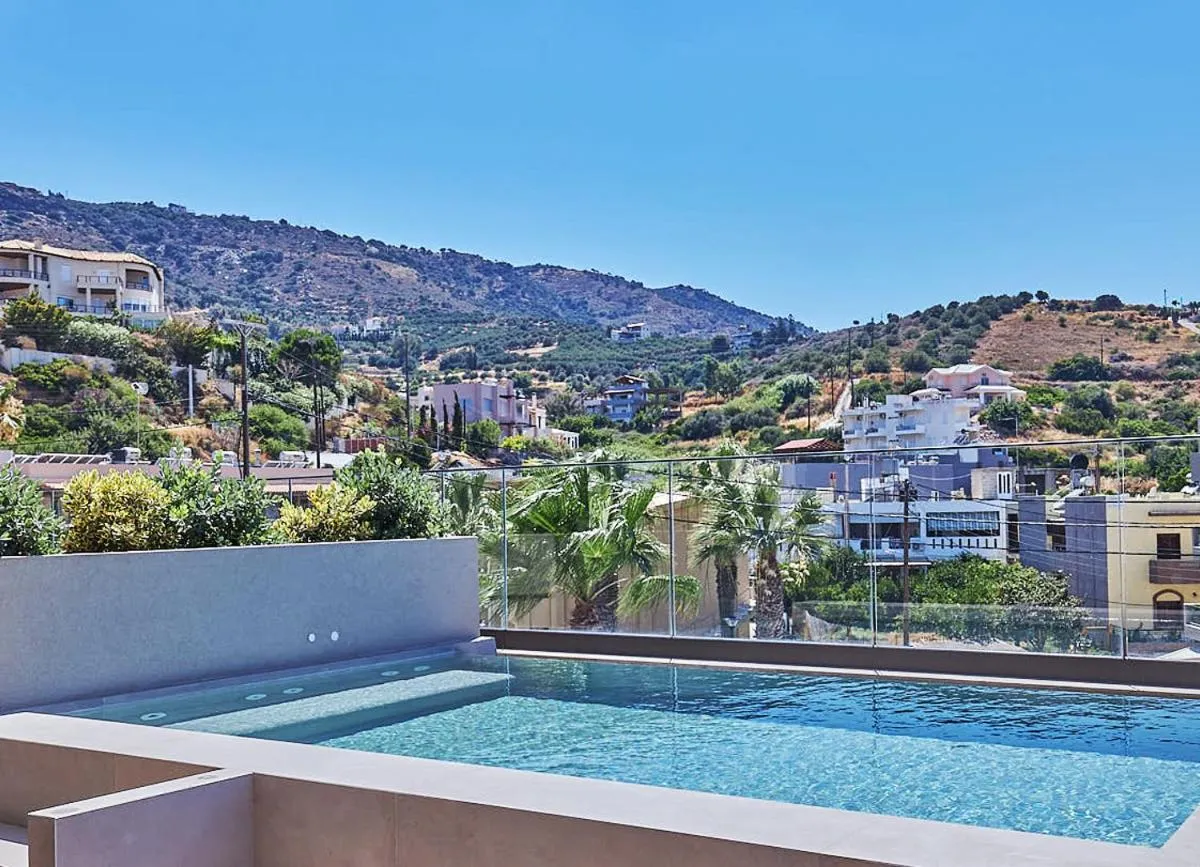 Swimming pool in Castello Infinity Suites - Adults Only