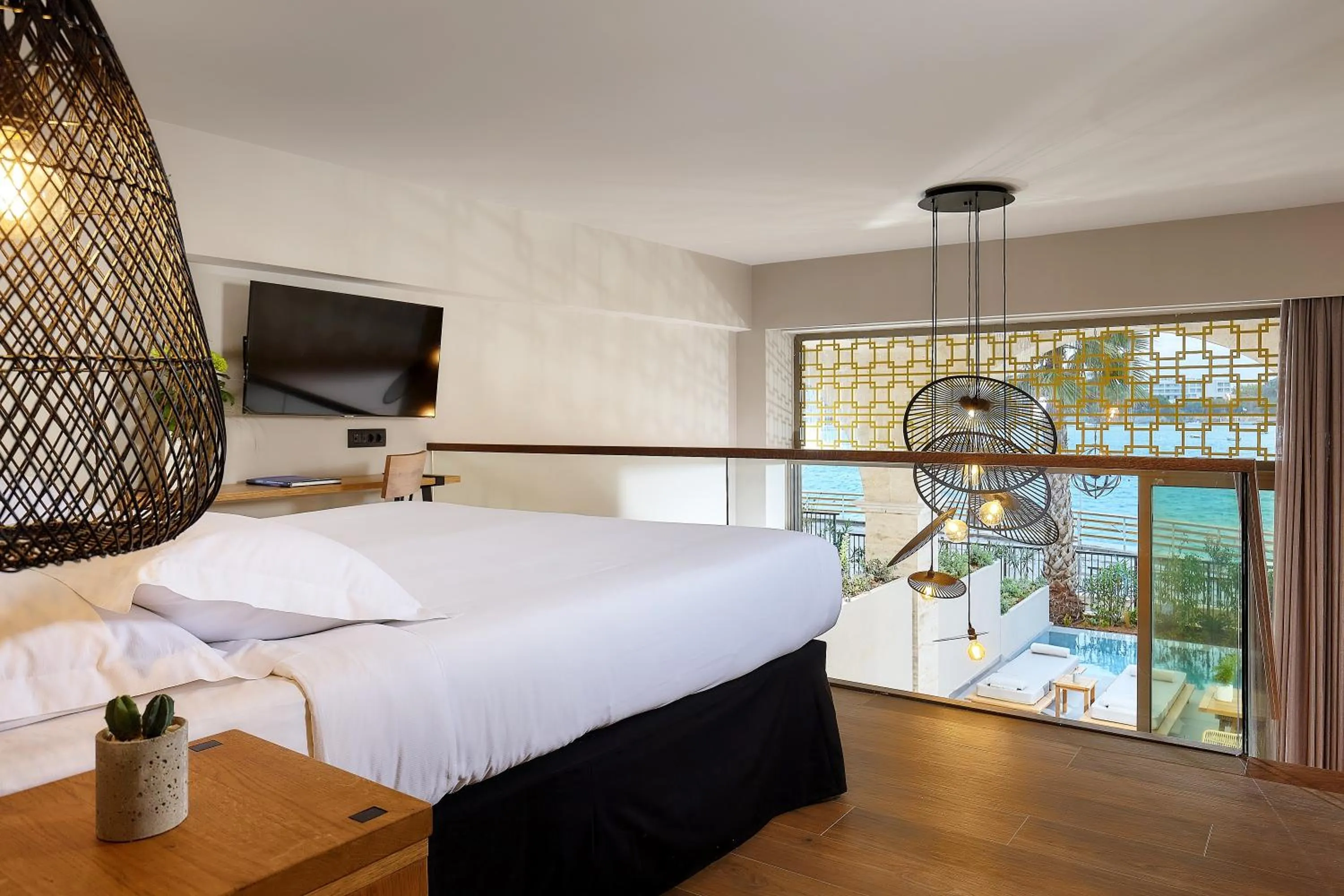 Bed in Castello Infinity Suites - Adults Only