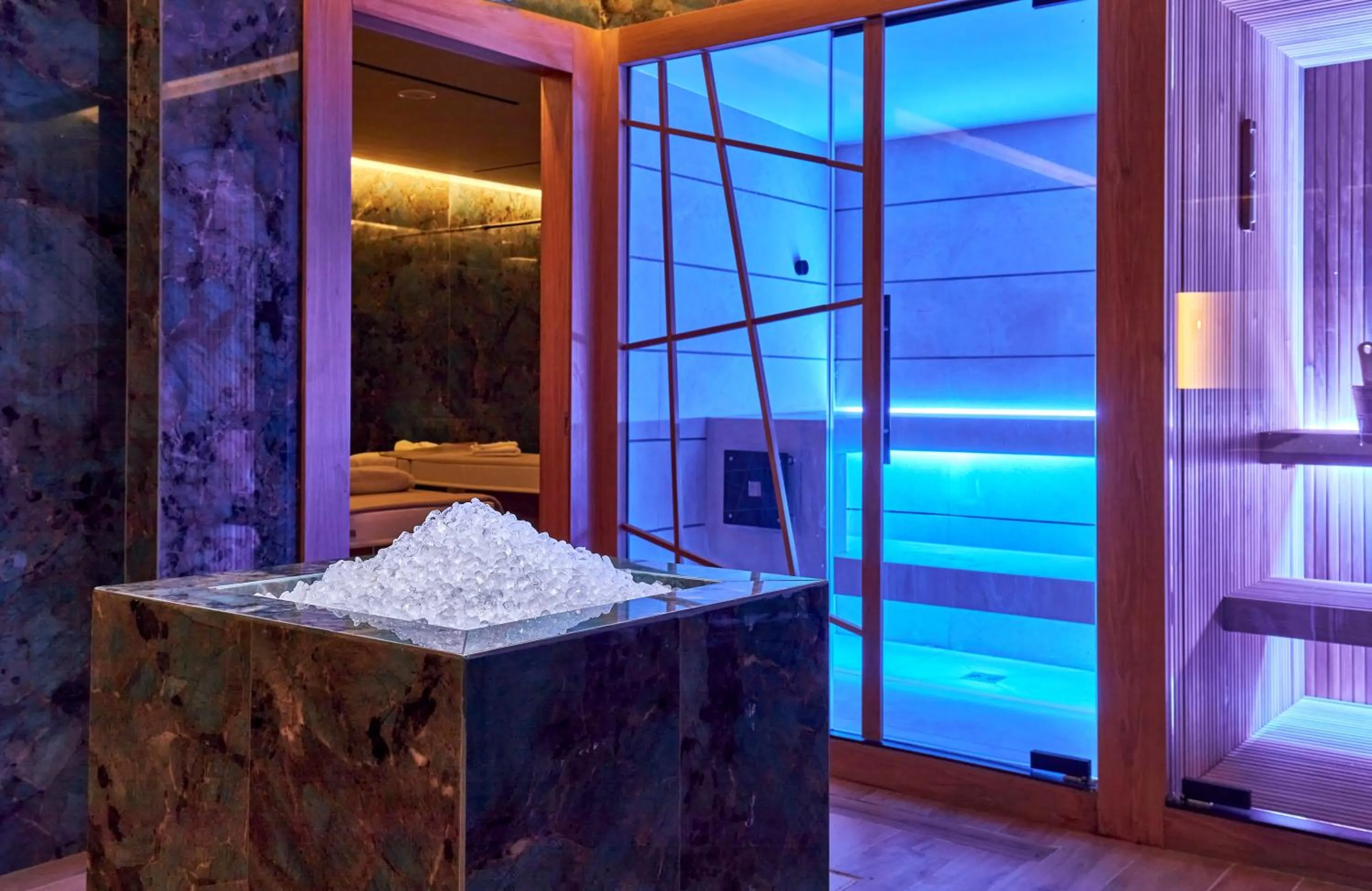 Spa and wellness centre/facilities in Castello Infinity Suites - Adults Only