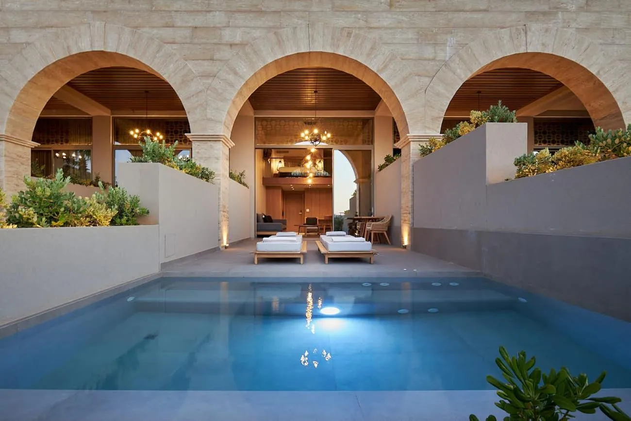 Swimming pool in Castello Infinity Suites - Adults Only