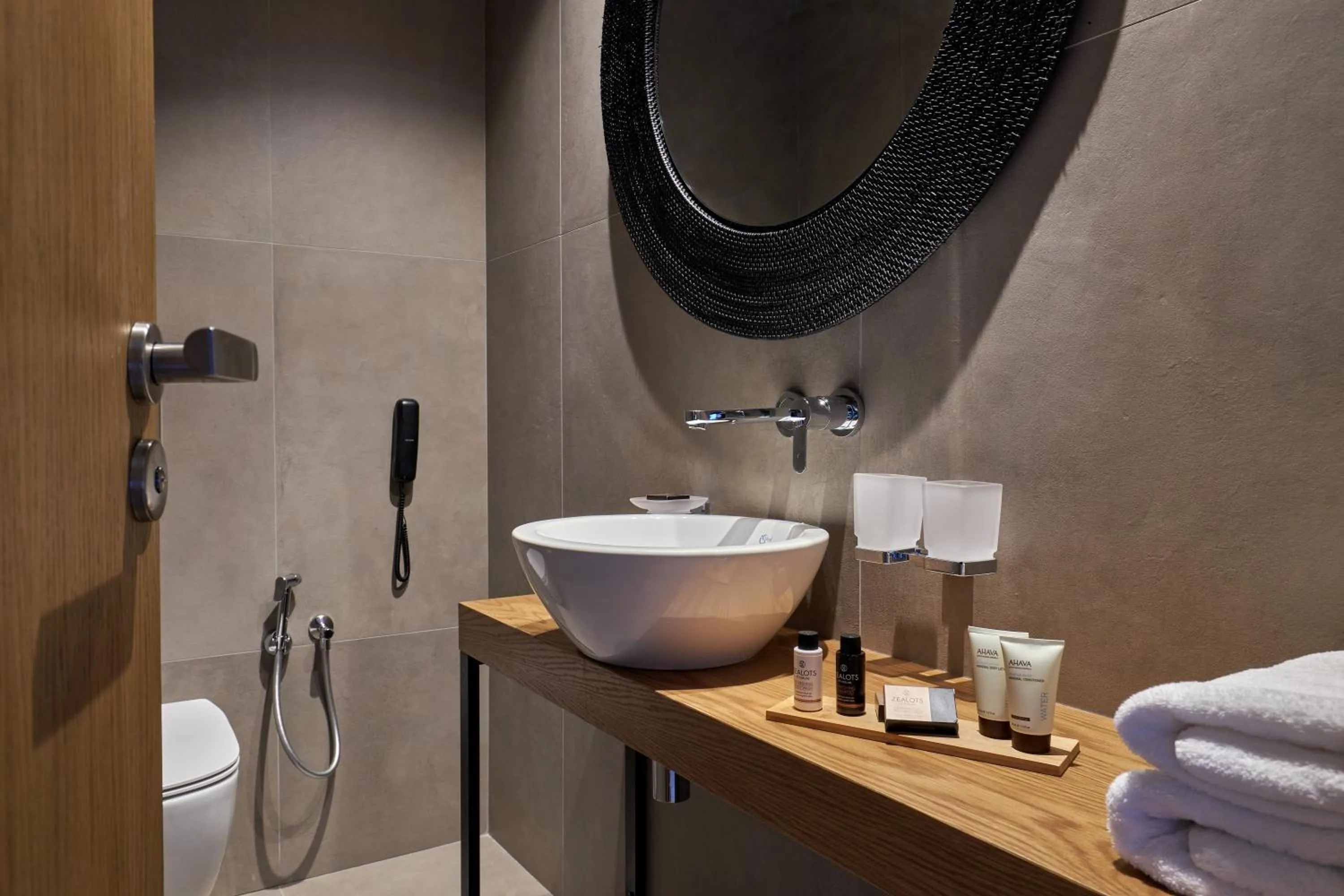 Bathroom in Castello Infinity Suites - Adults Only