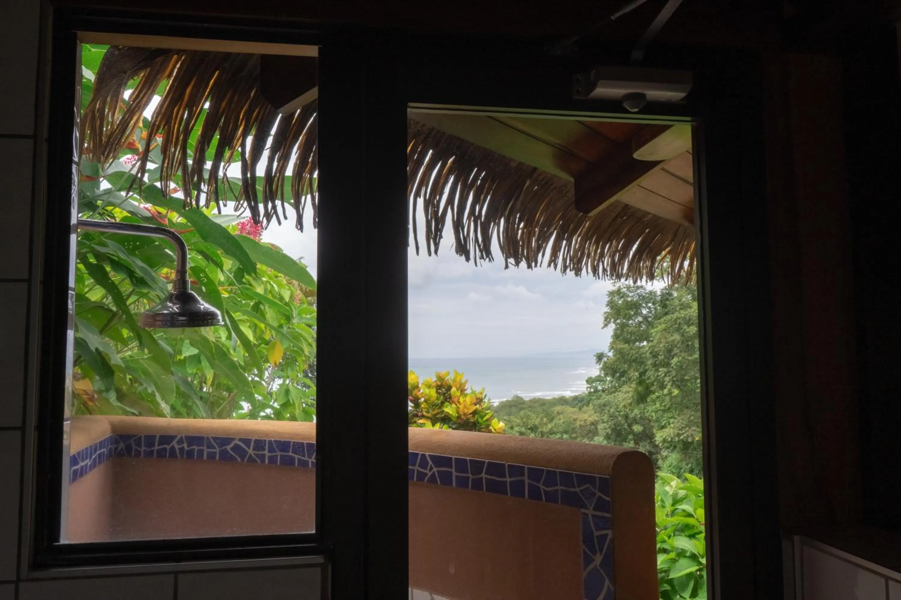 Shower in Hotel Vista de Olas