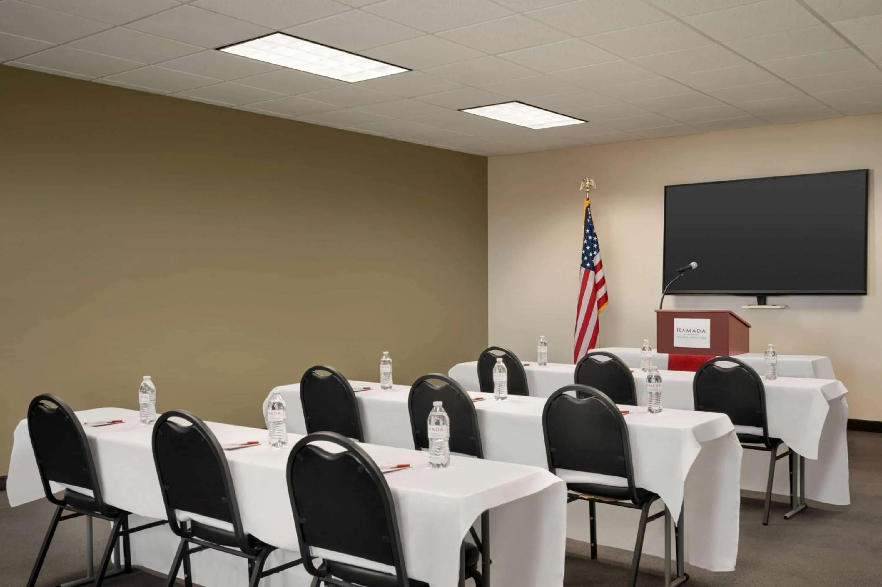 On site in Bakken Airport XWA Hotel & Studios