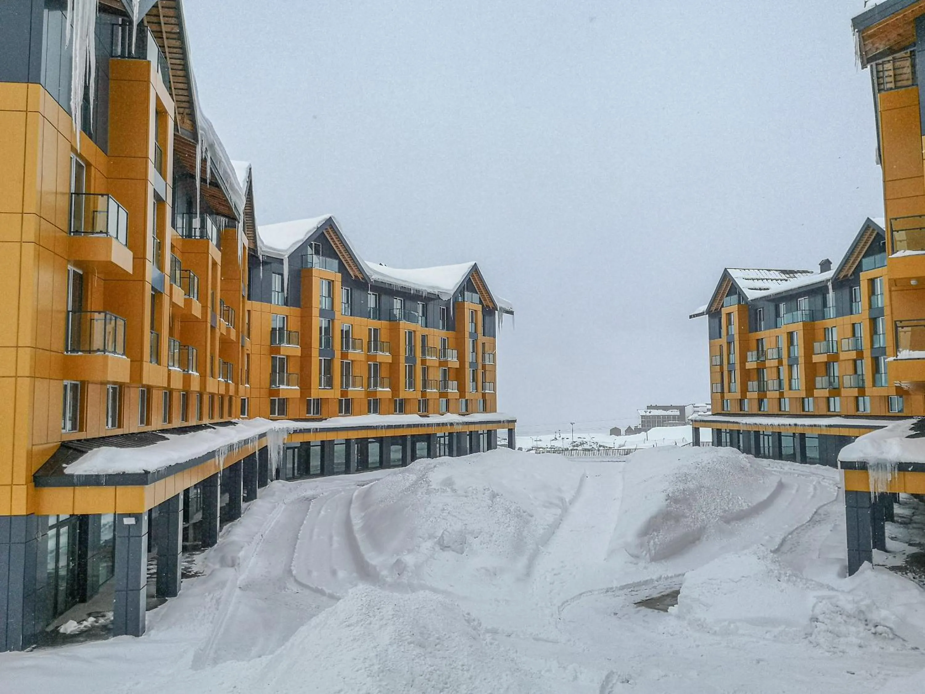 New Gudauri Four Seasons F4 by Gudauri Travel