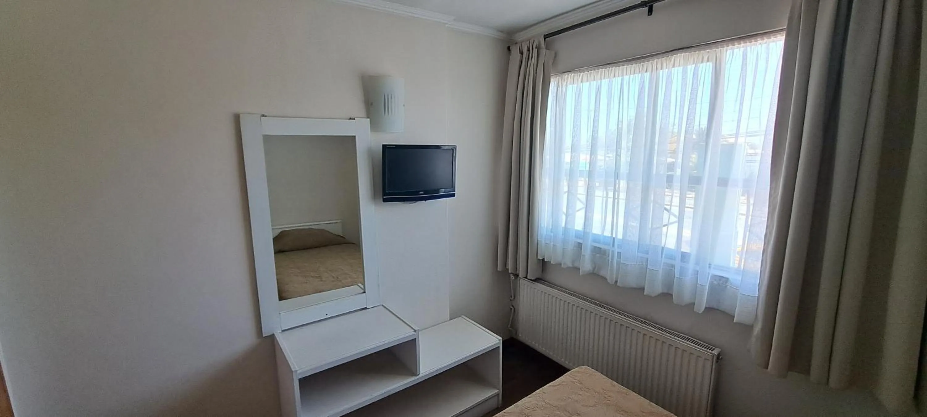 Photo of the whole room, Bed in Hotel Los Andes