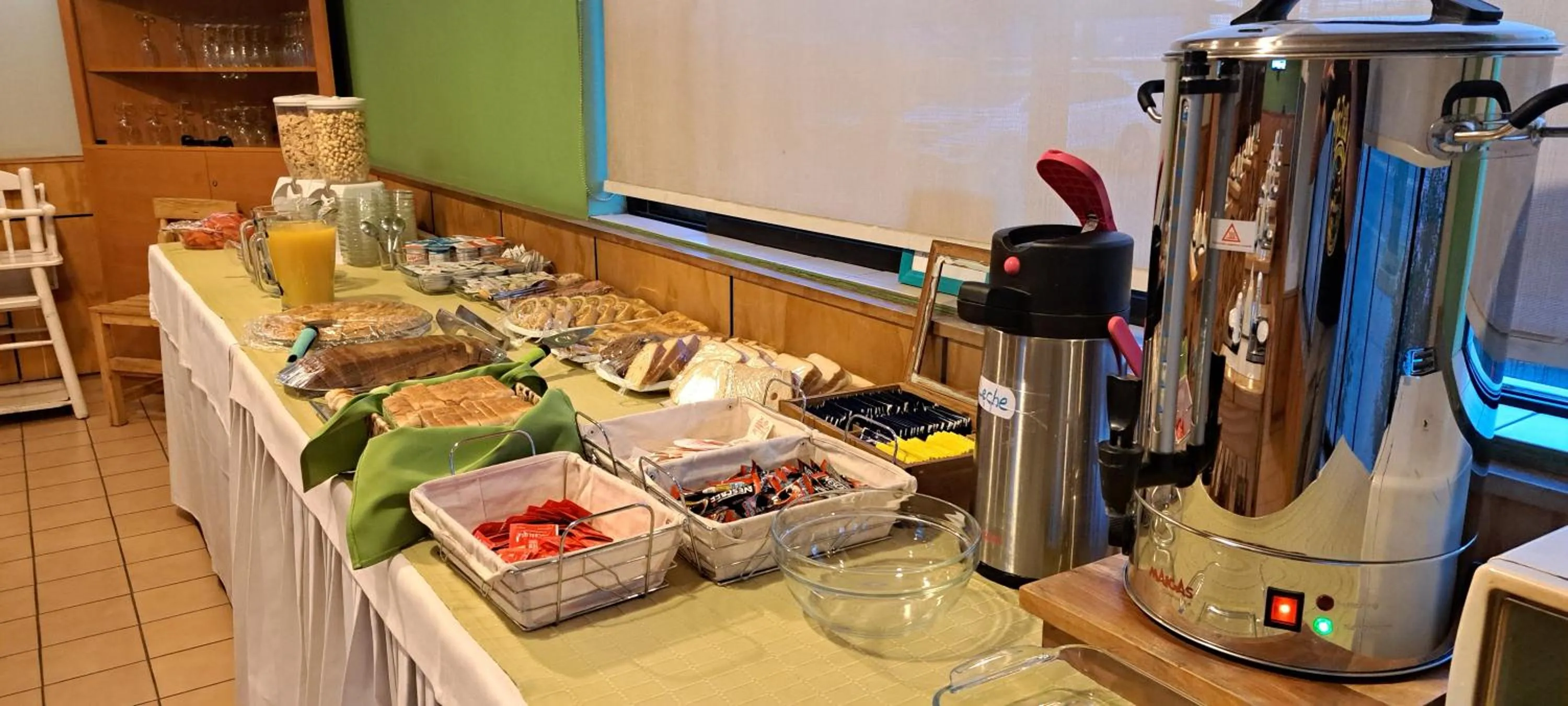 Restaurant/places to eat in Hotel Los Andes