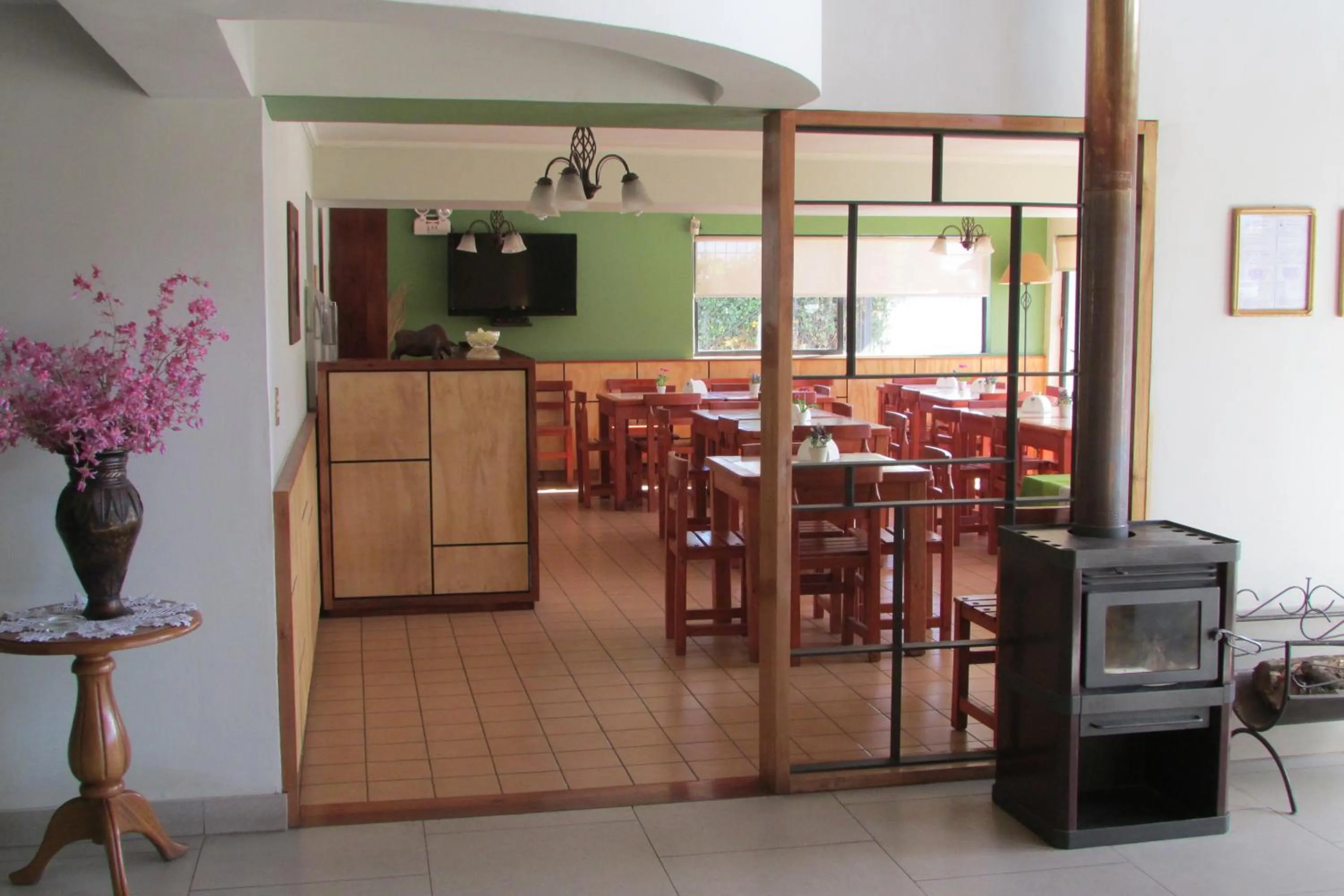 Restaurant/places to eat in Hotel Los Andes
