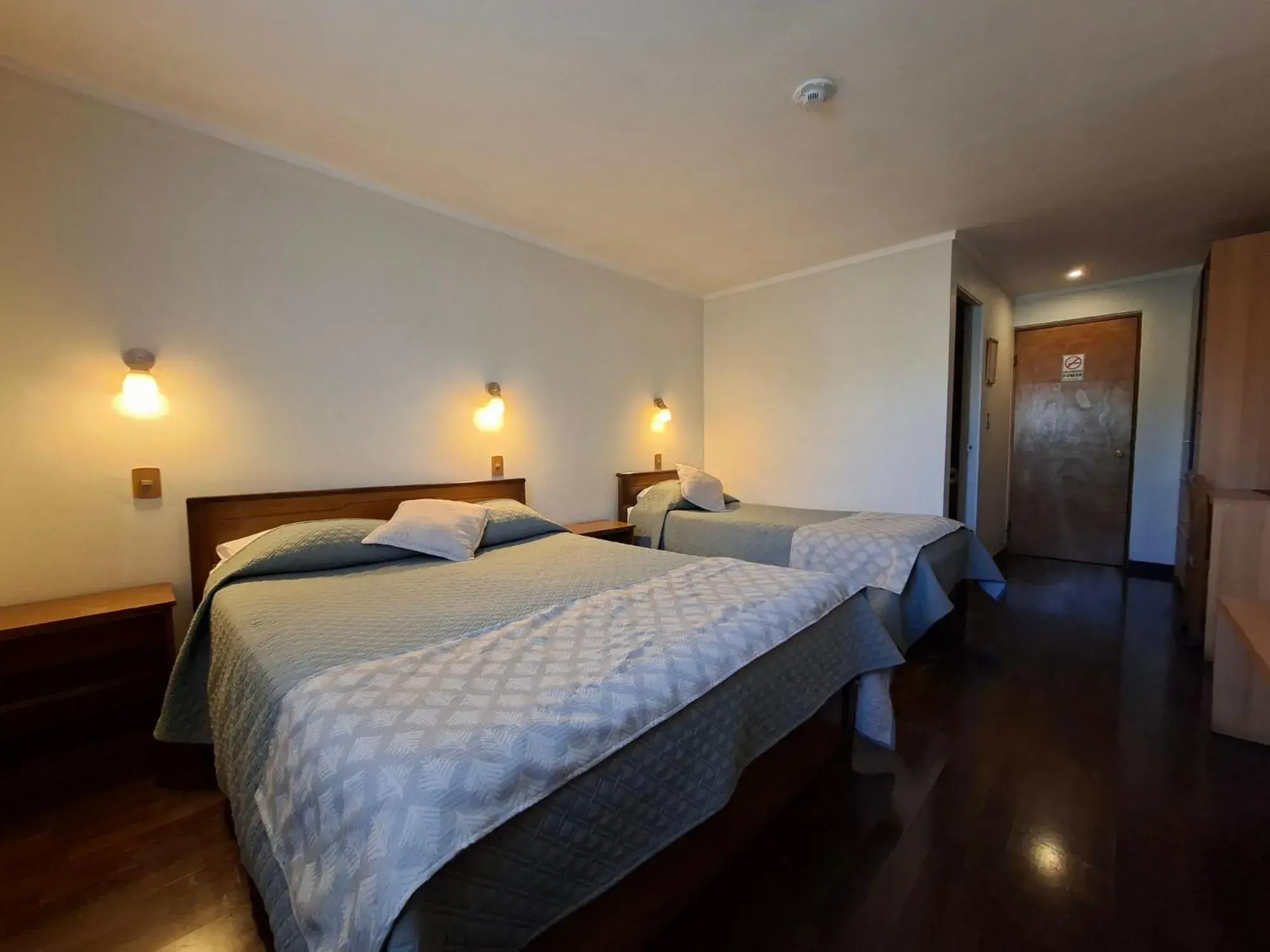 Triple Room in Hotel Los Andes Triple Room in Hotel Los Andes