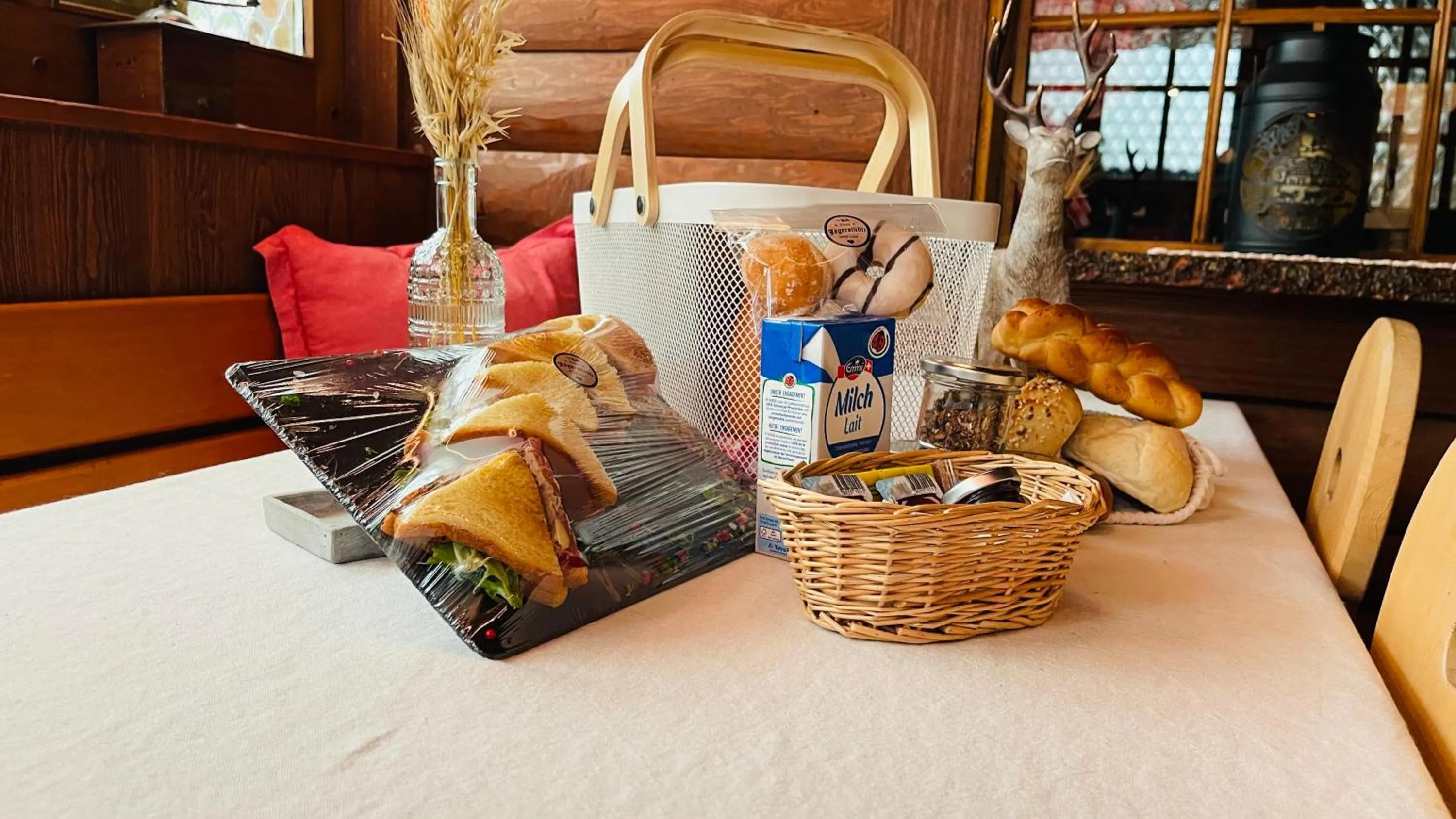 Breakfast in Hotel Jägerstübli Grindelwald