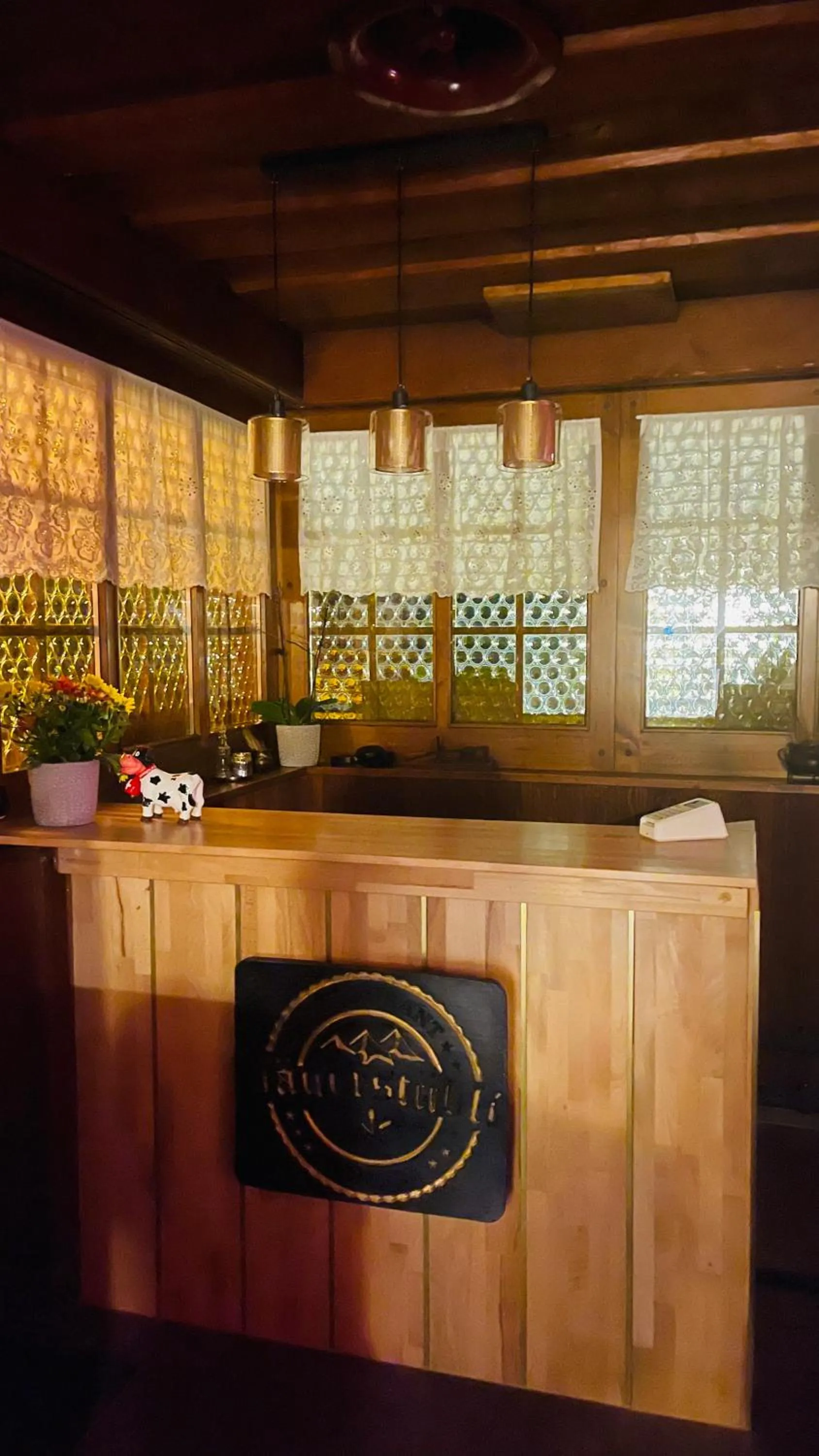 Lobby or reception in Hotel Jägerstübli Grindelwald