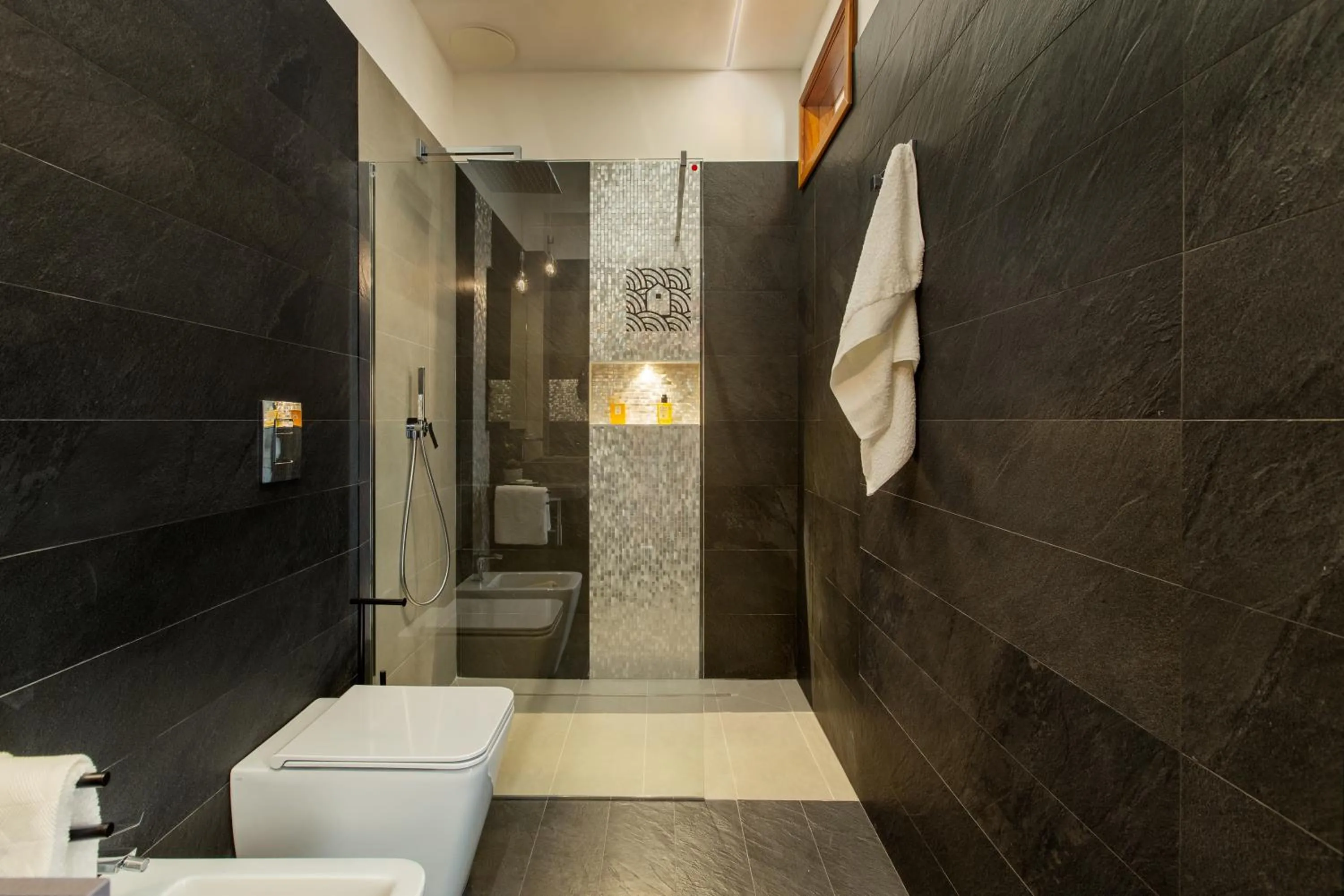 Bathroom in Qui Vicino boutique rooms and suites