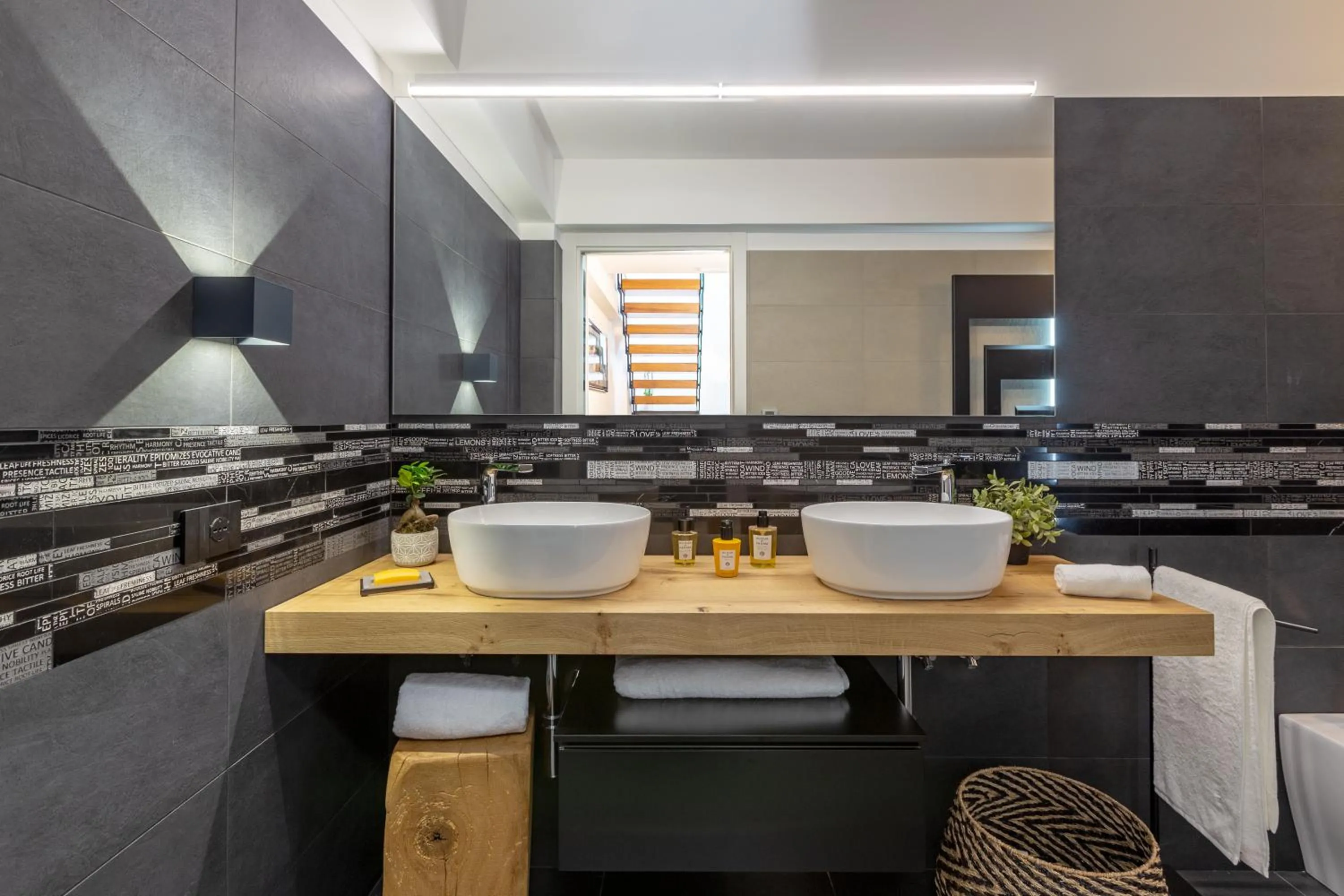 Bathroom in Qui Vicino boutique rooms and suites