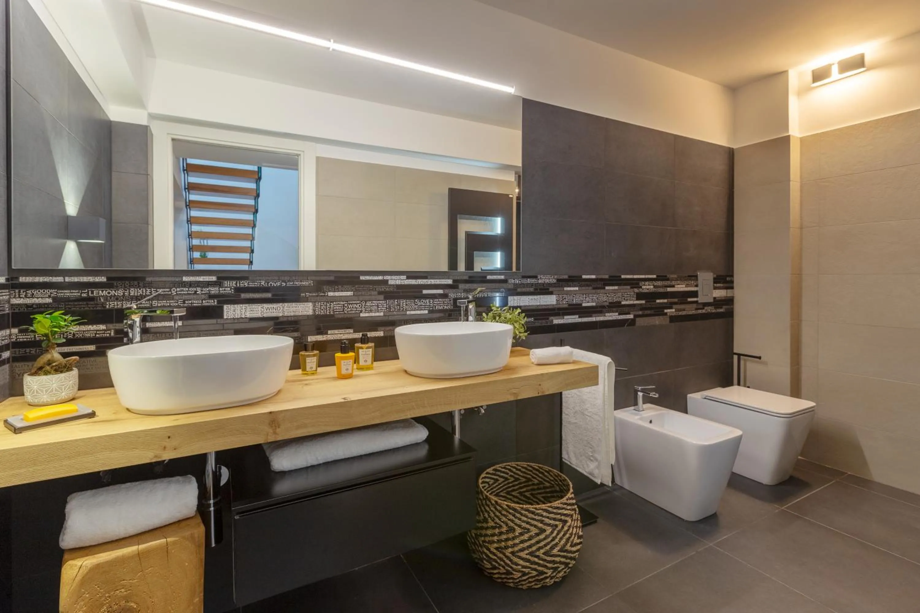 Bathroom in Qui Vicino boutique rooms and suites