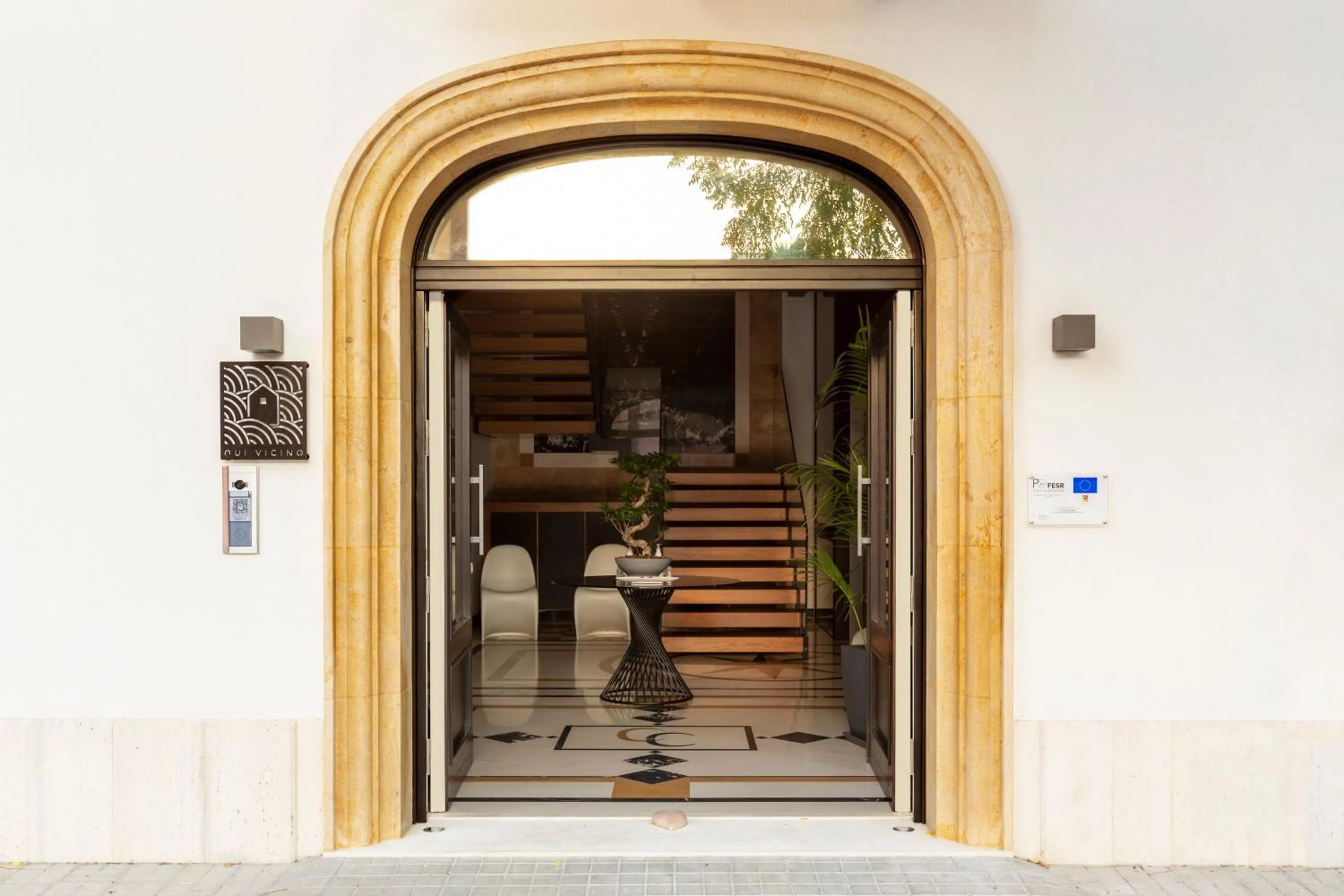 Facade/entrance in Qui Vicino boutique rooms and suites