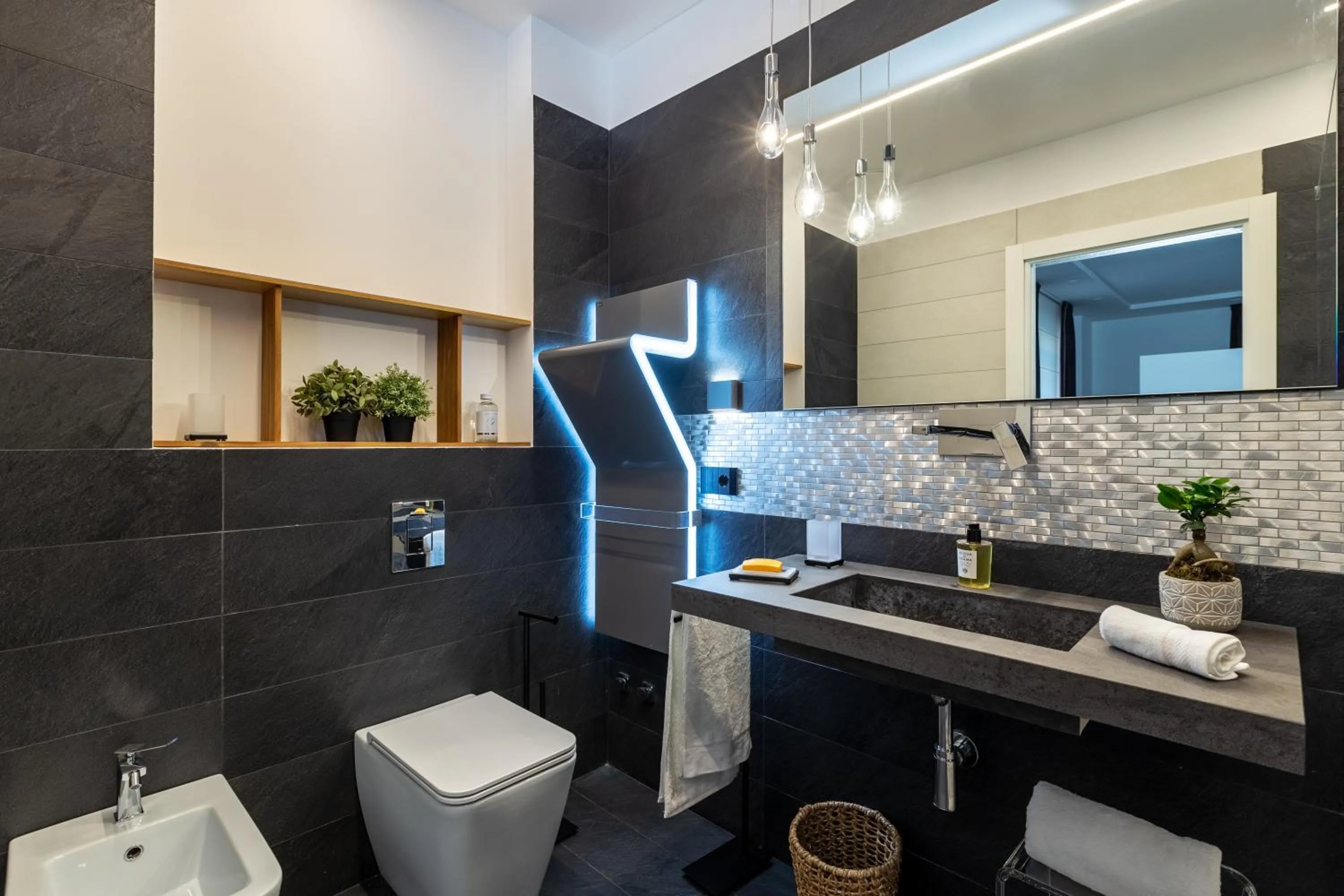Bathroom in Qui Vicino boutique rooms and suites