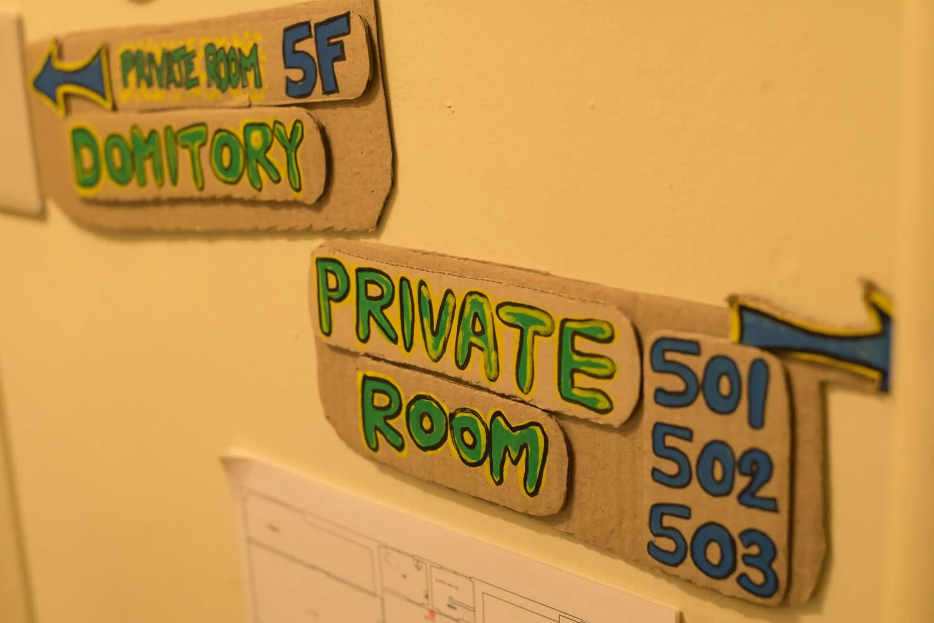 Logo/Certificate/Sign in Hostel Q