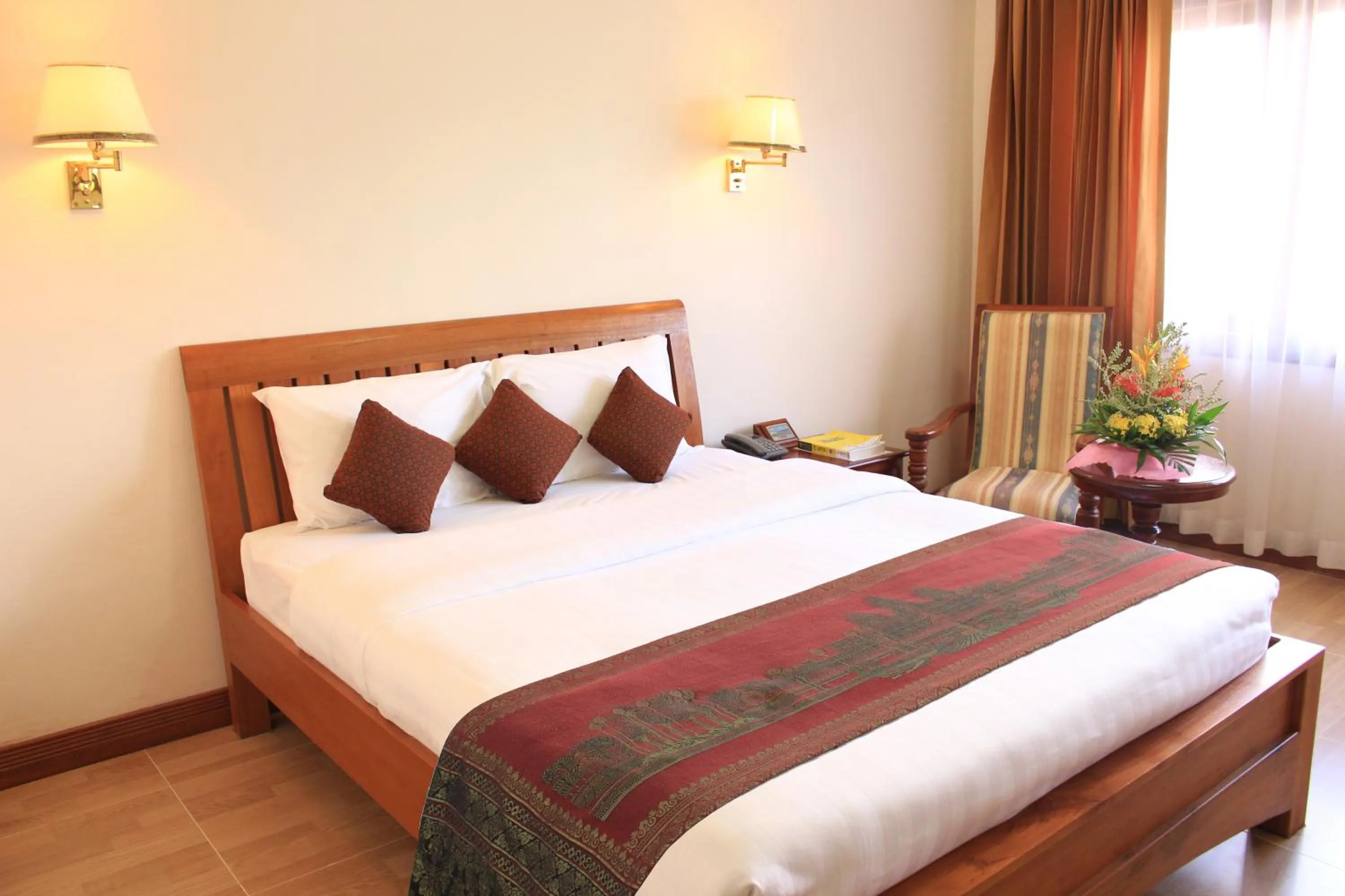 Bed in City Angkor Hotel