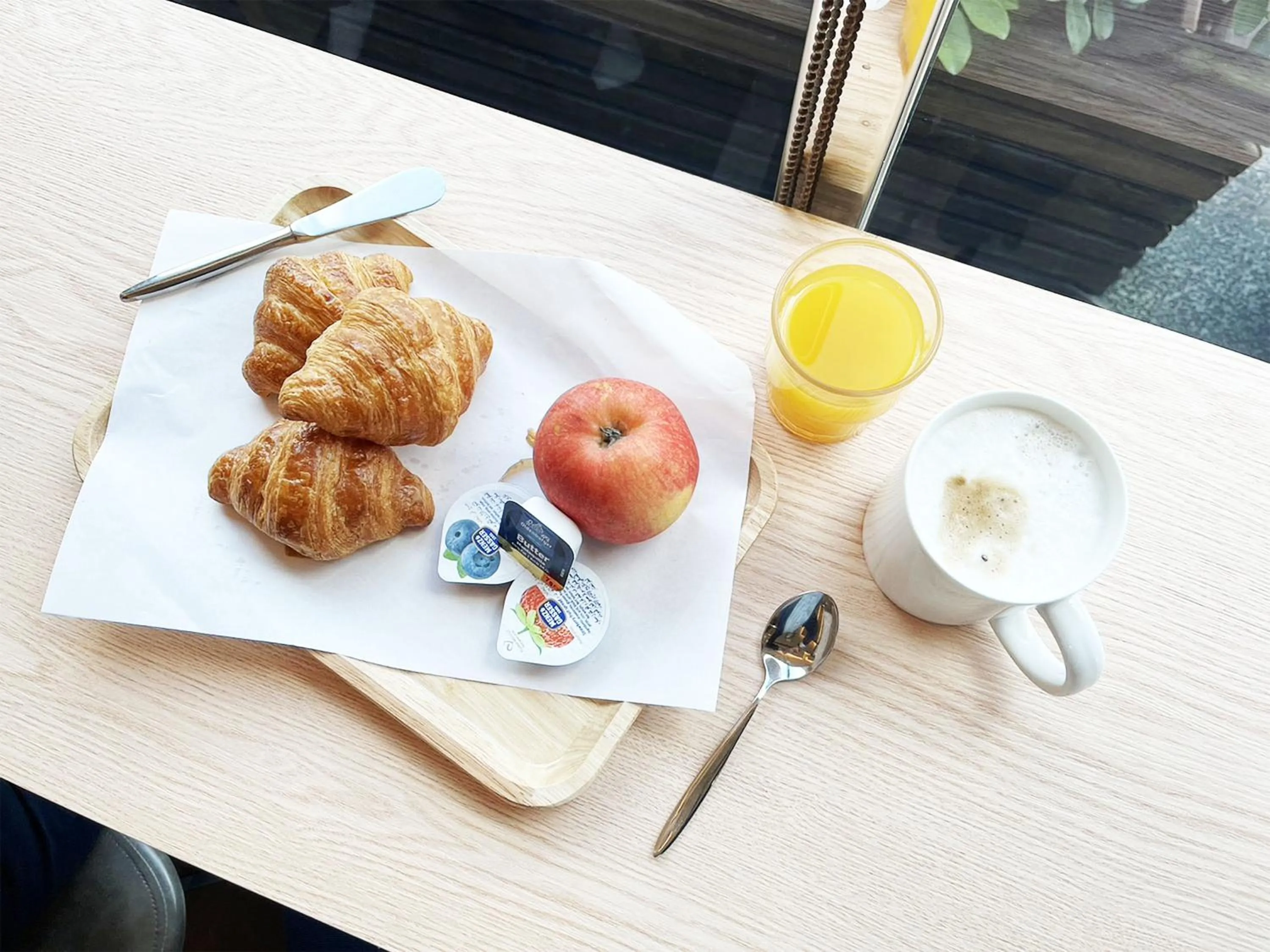Breakfast in Holiday Inn Express Taoyuan by IHG
