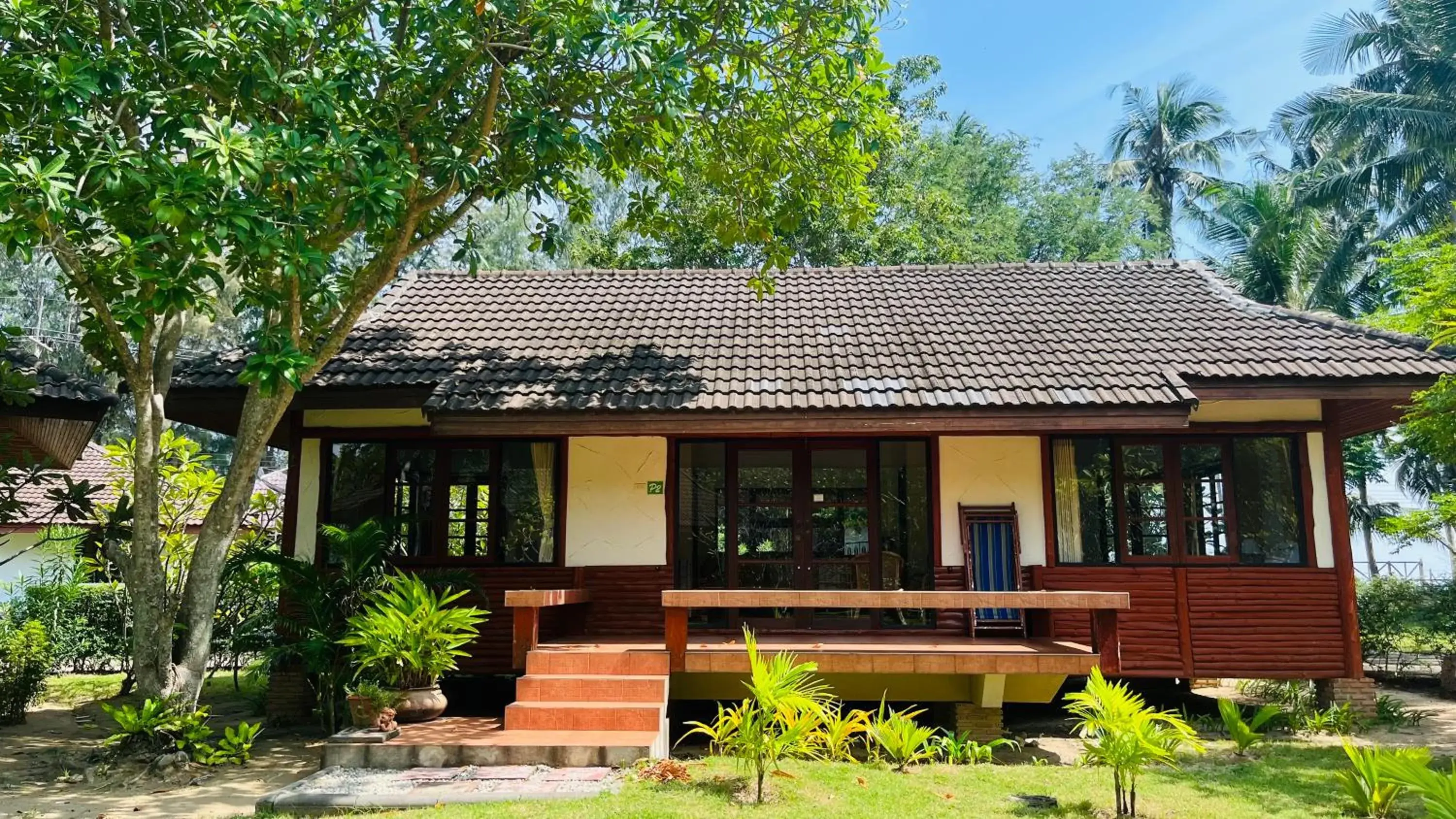 Facade/entrance in Suan Bankrut Beach Resort Facade/entrance in Suan Bankrut Beach Resort