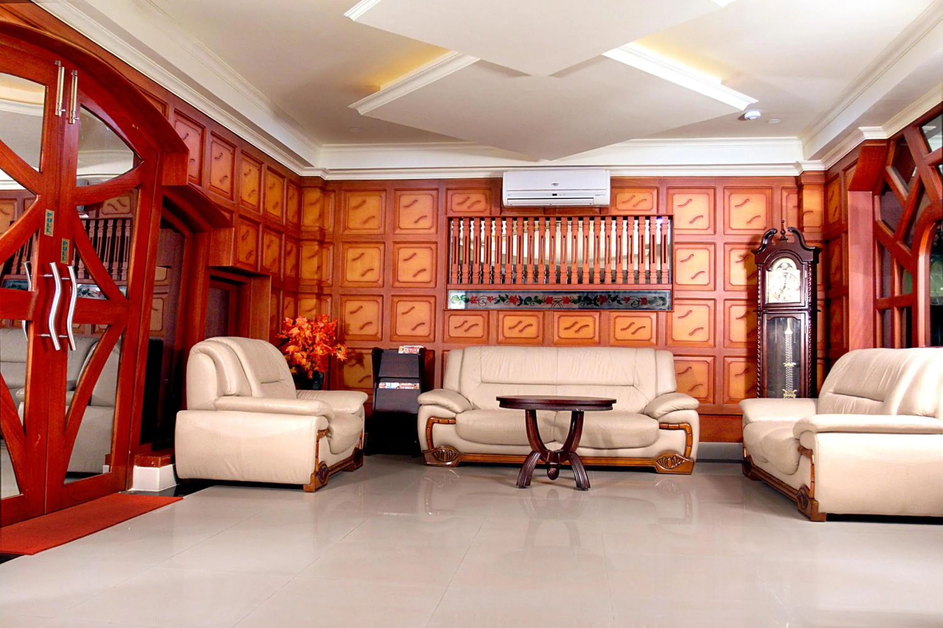 Lobby or reception in Devasura inn