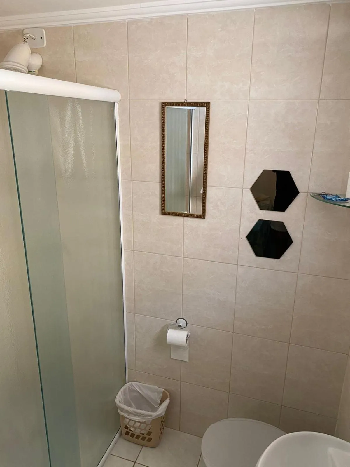 Shower in Pousada Praia do Tombo