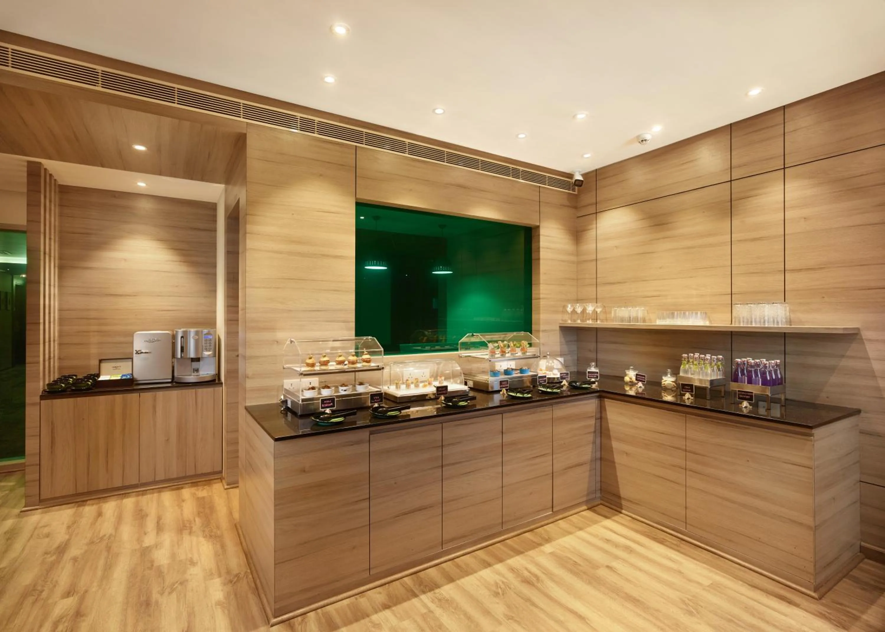 Food and drinks in HYCINTH Hotels