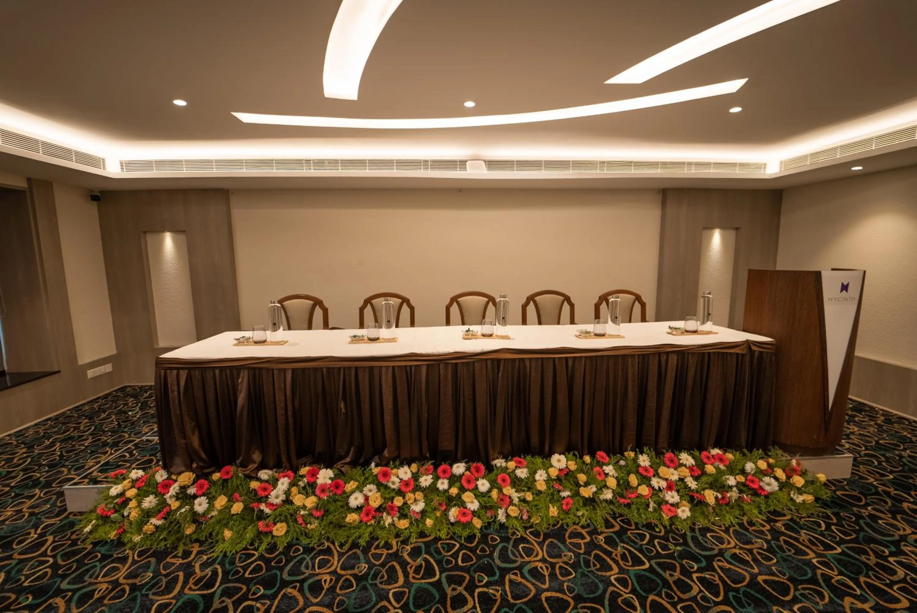 Meeting/conference room in HYCINTH Hotels