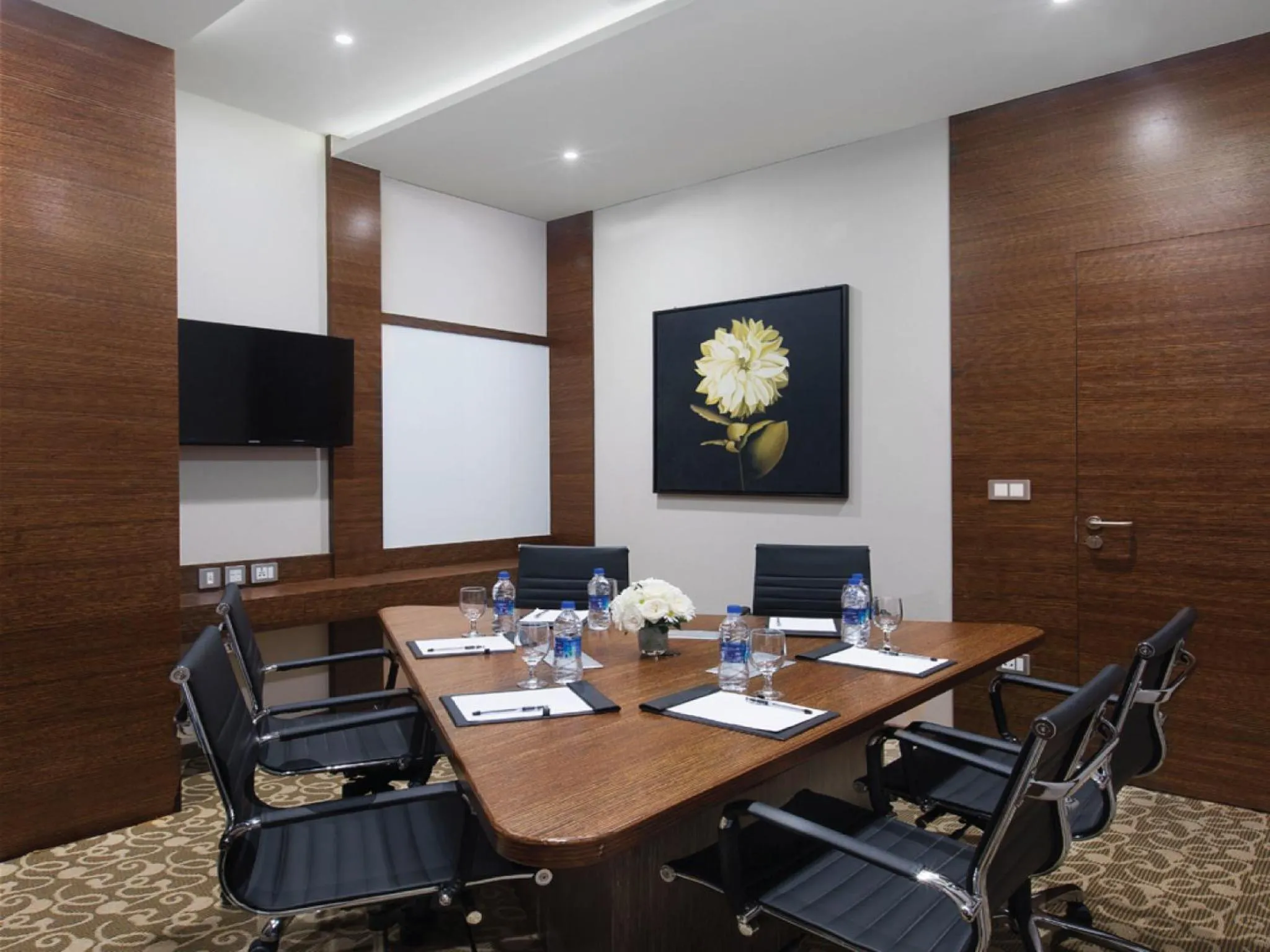 Meeting/conference room in HYCINTH Hotels