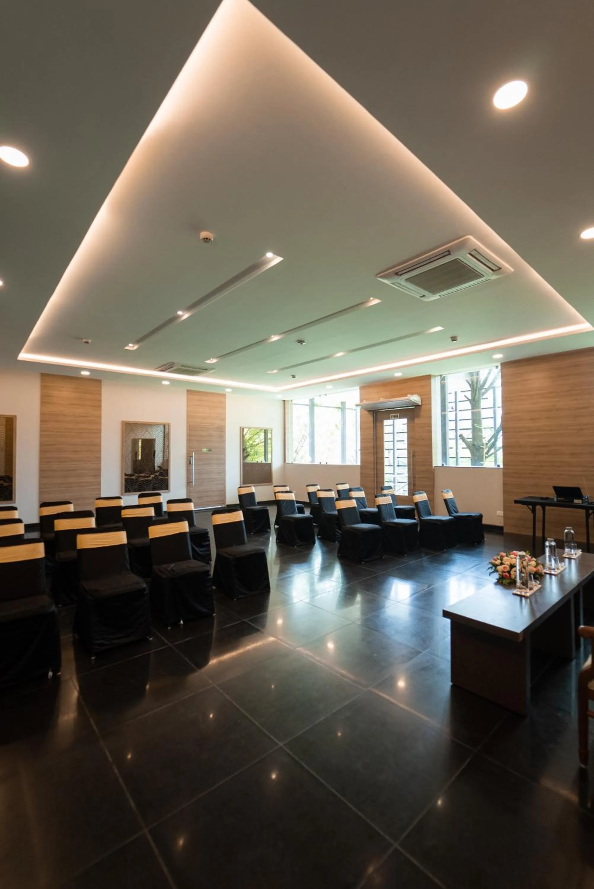 Business facilities in HYCINTH Hotels