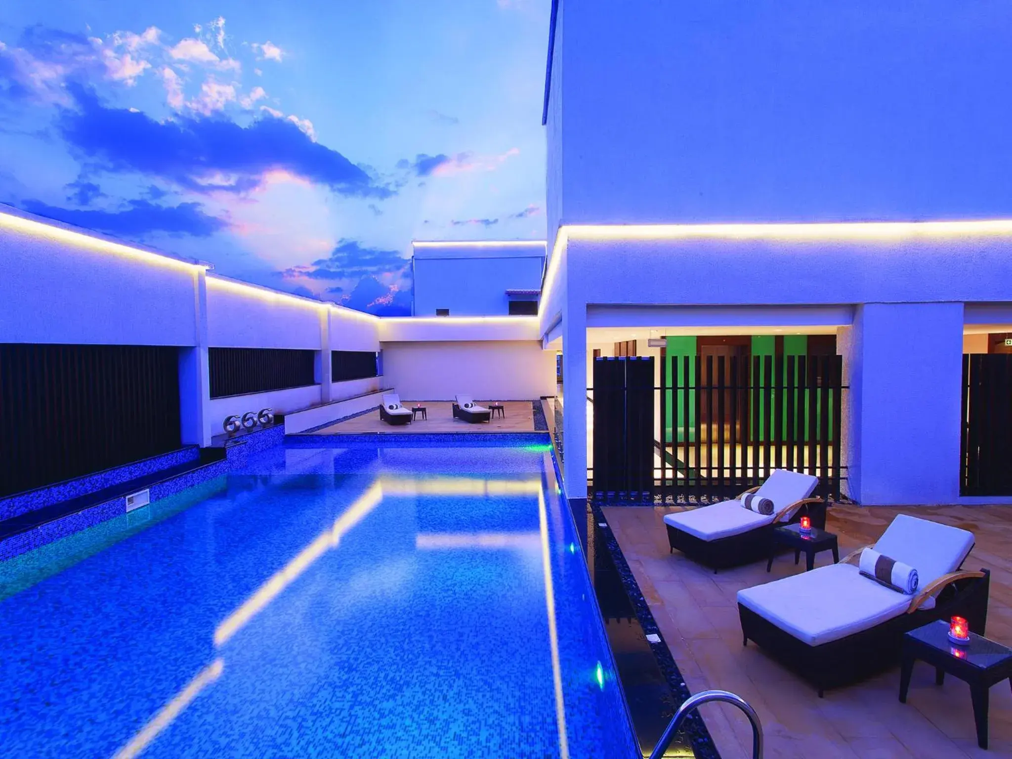 Swimming pool in HYCINTH Hotels Swimming pool in HYCINTH Hotels