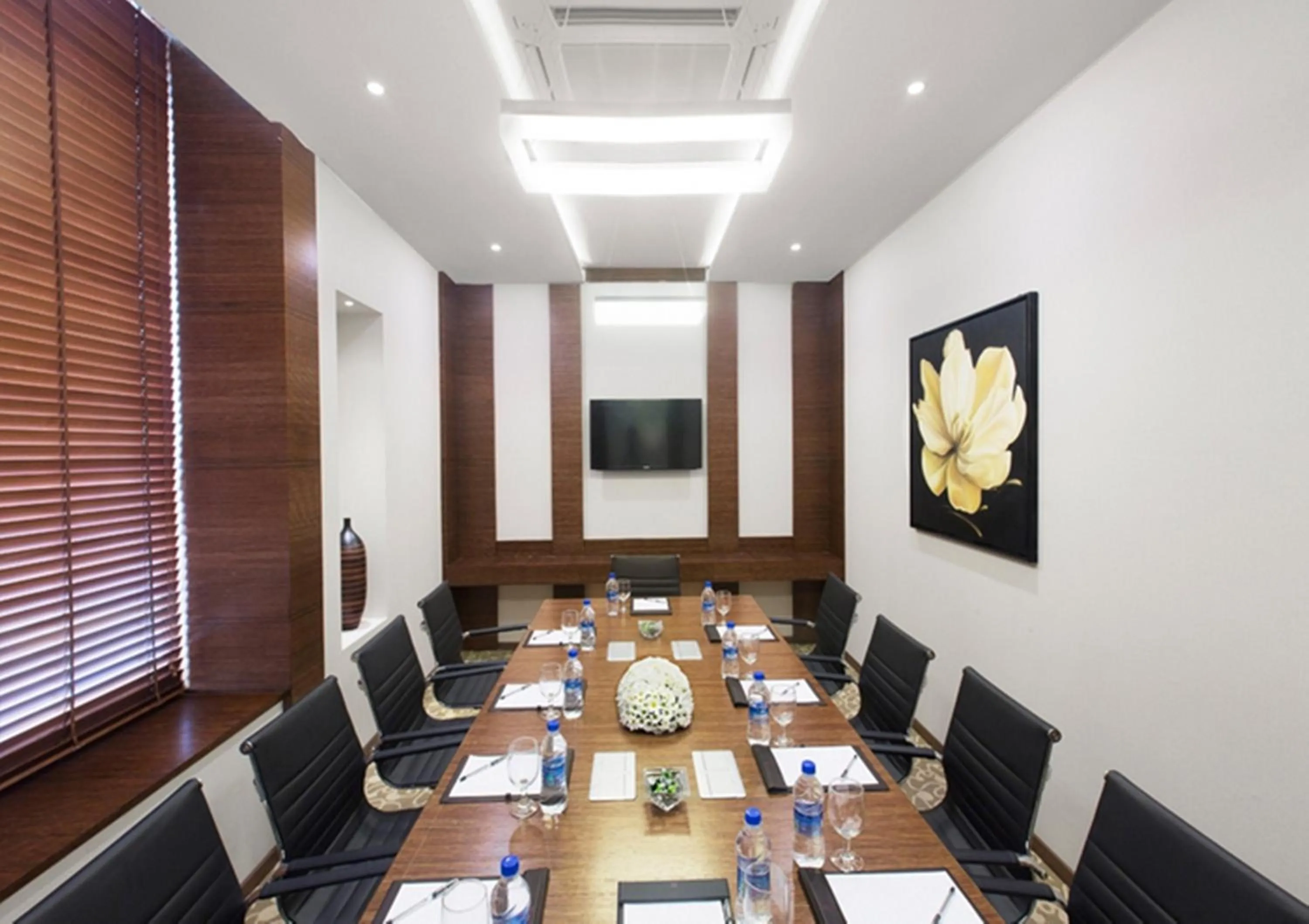 Meeting/conference room in HYCINTH Hotels