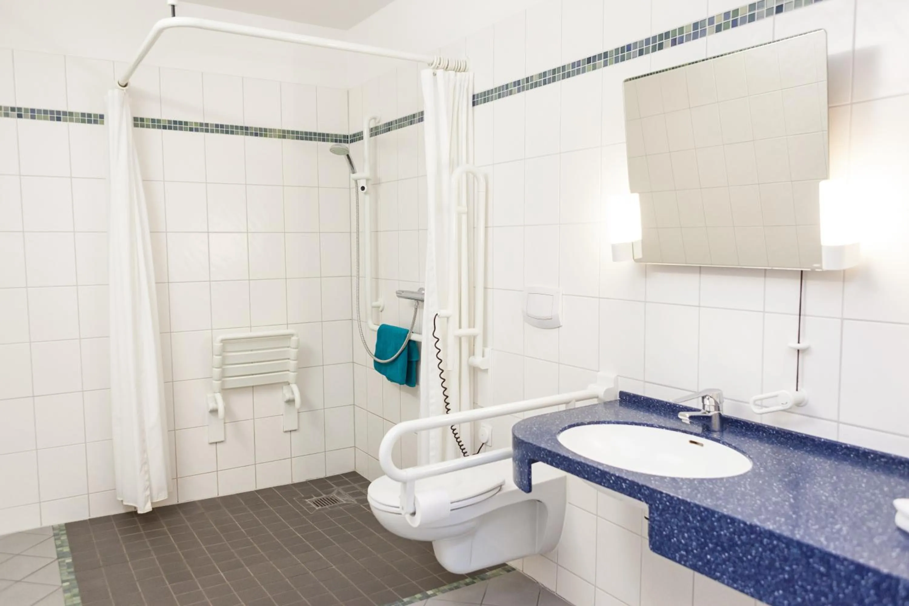 Bathroom in Hotel Mit-Mensch