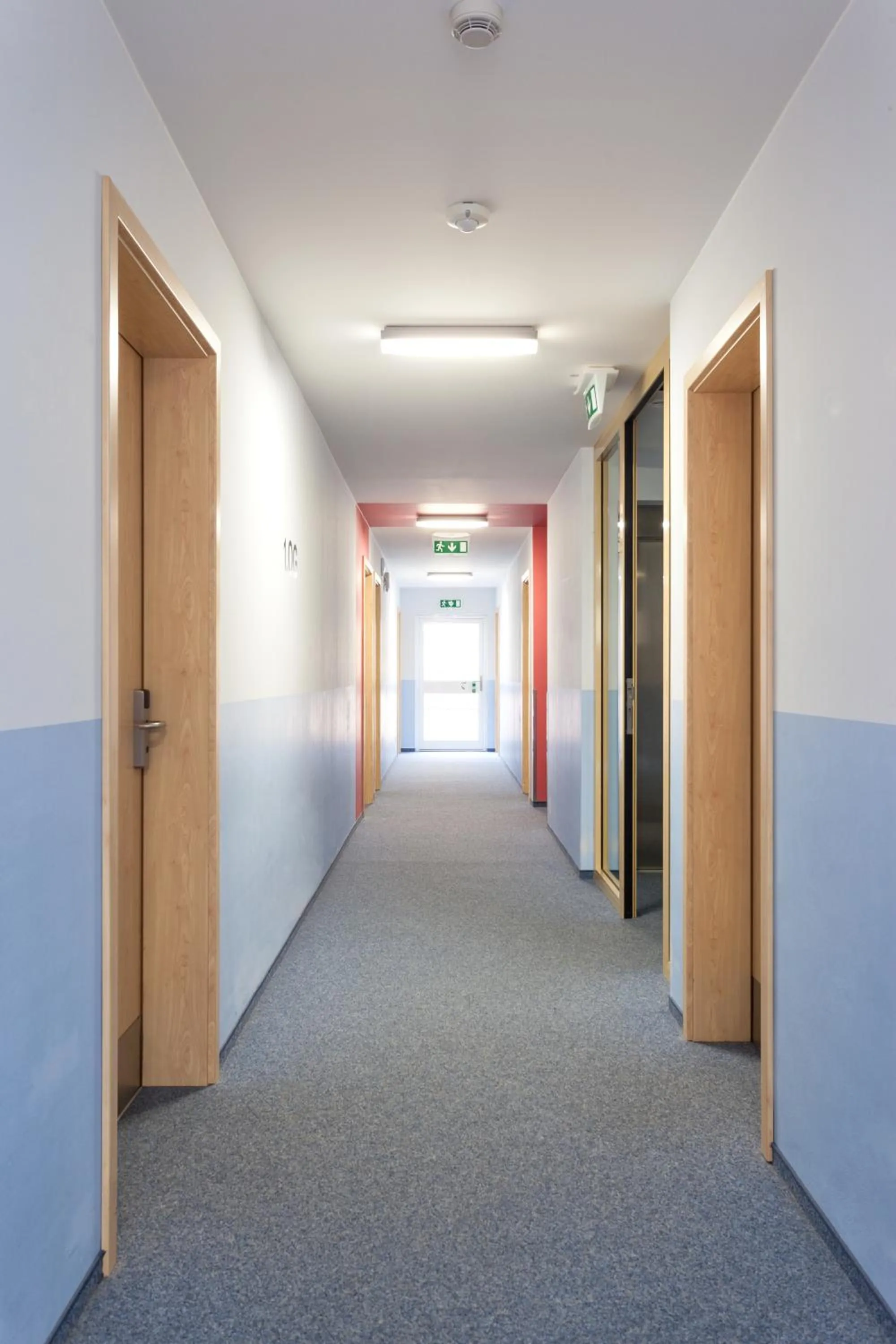 Property building in Hotel Mit-Mensch