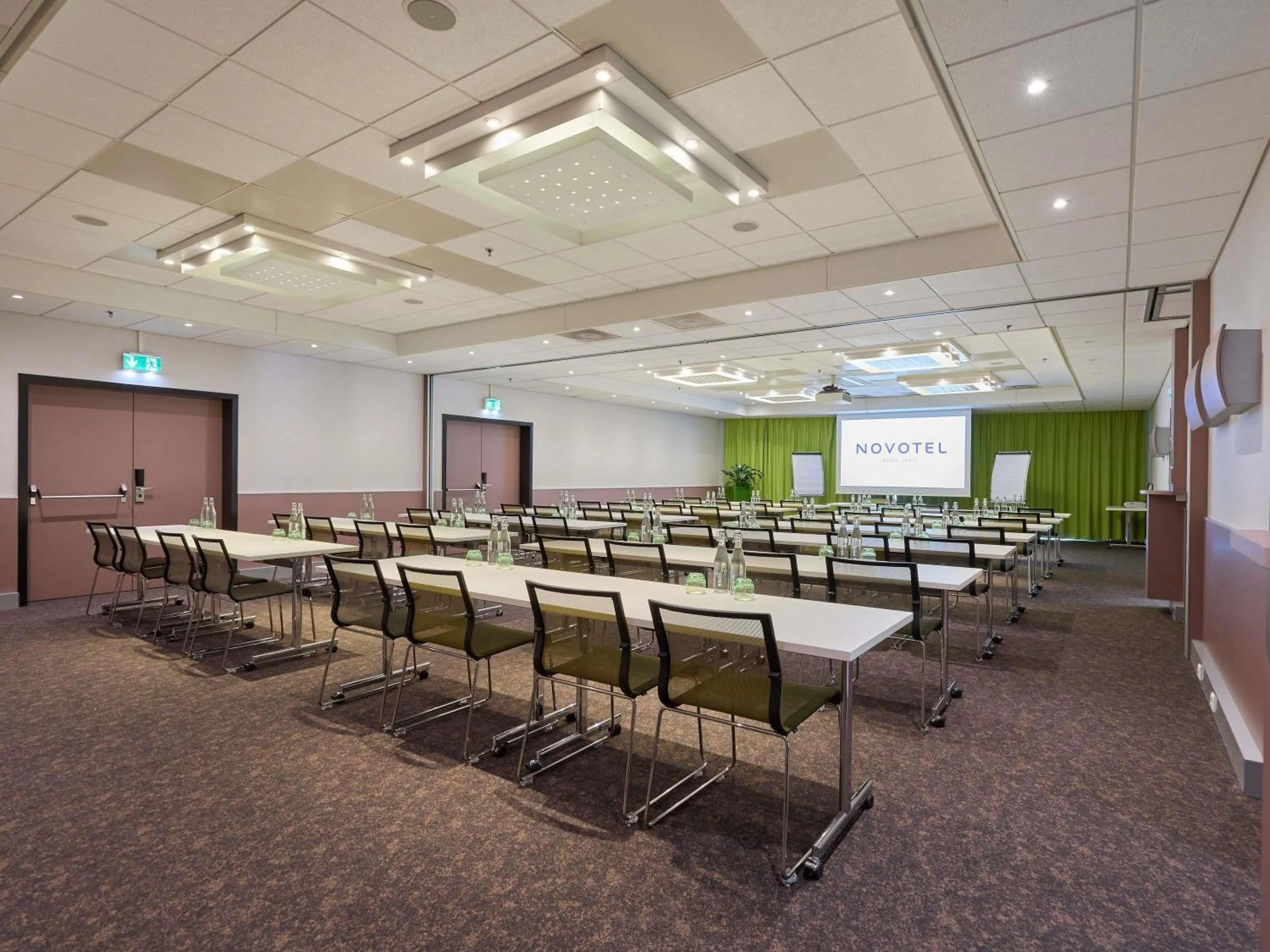 Meeting/conference room in Novotel Bern Expo