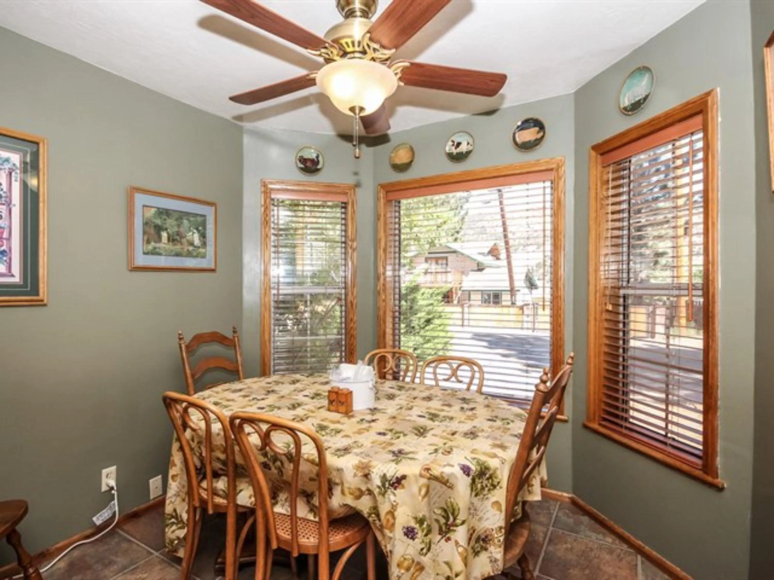 Dining area in Idle Hours Inn - 1945 by Big Bear Vacations