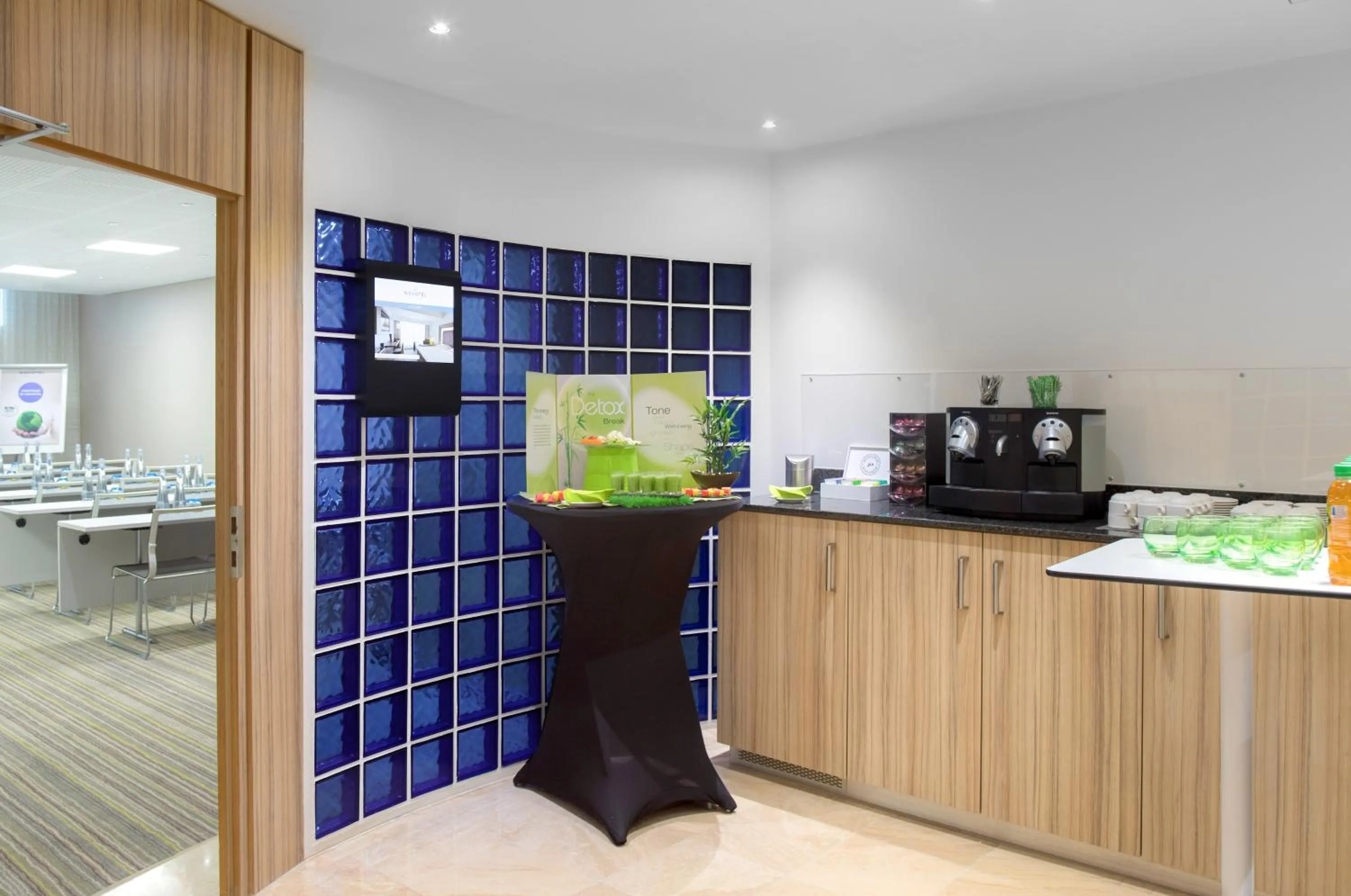 Meeting/conference room in Novotel Genève Centre