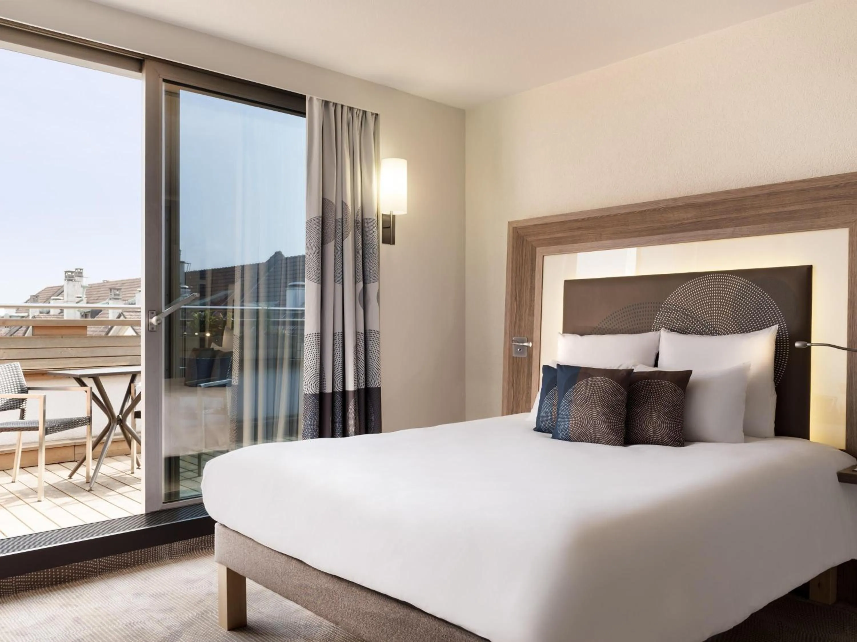 Bedroom, Bed in Novotel Genève Centre