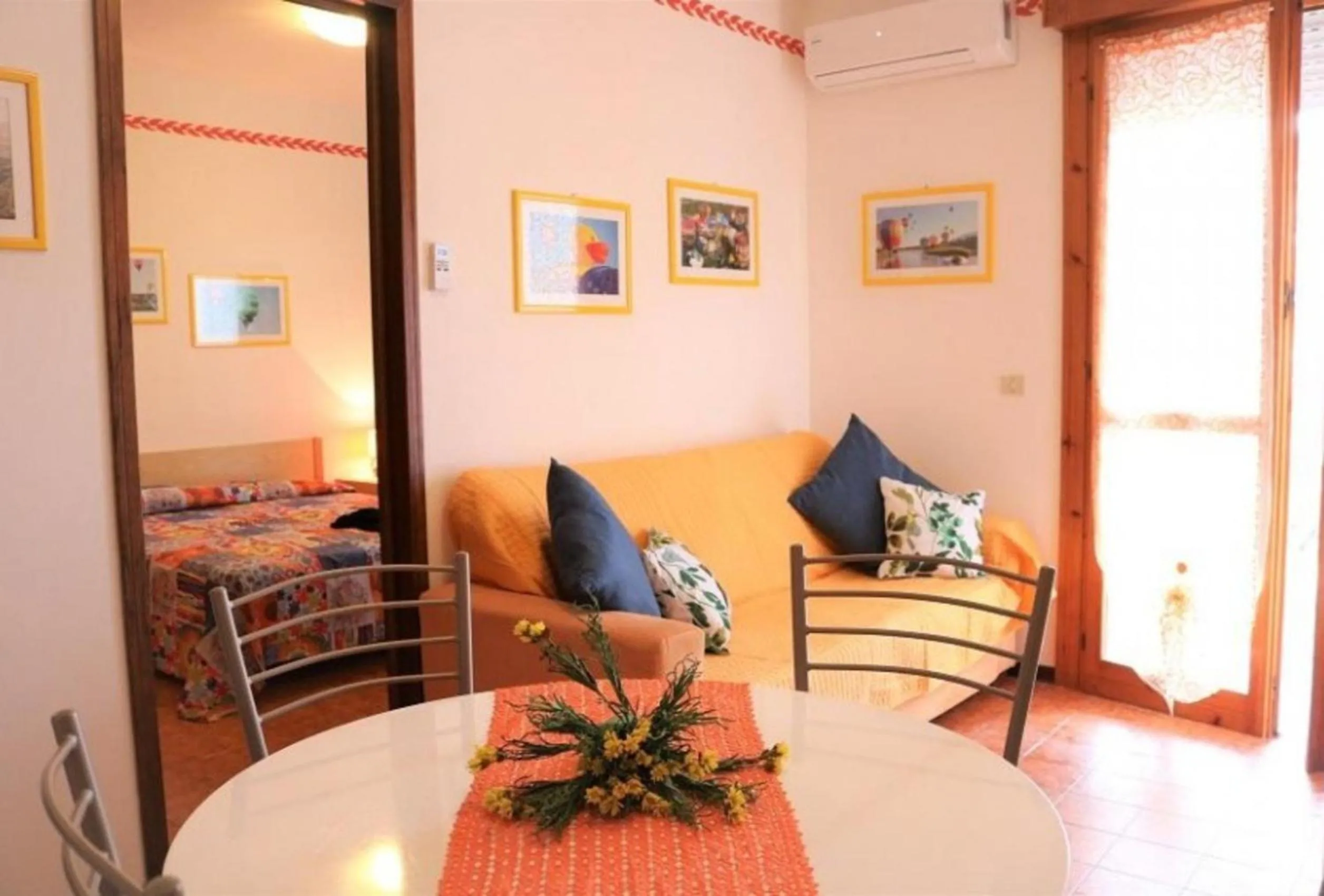 Seating area in Superb apartment with sea view