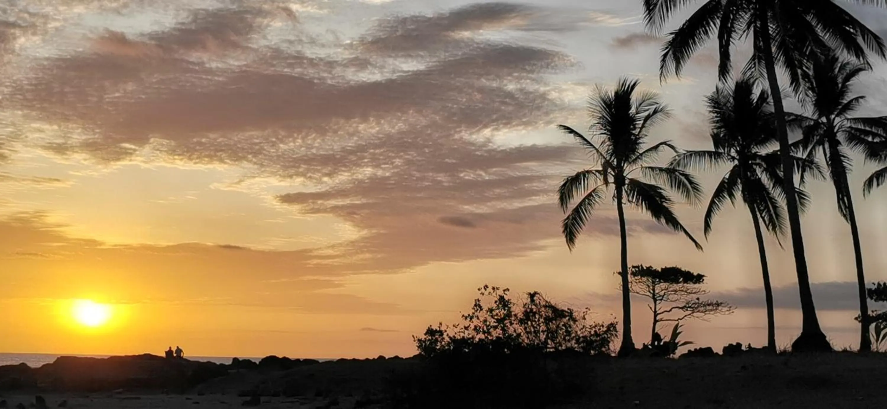 Day in Hotel Ritmo Tropical - Pool and Breakfast