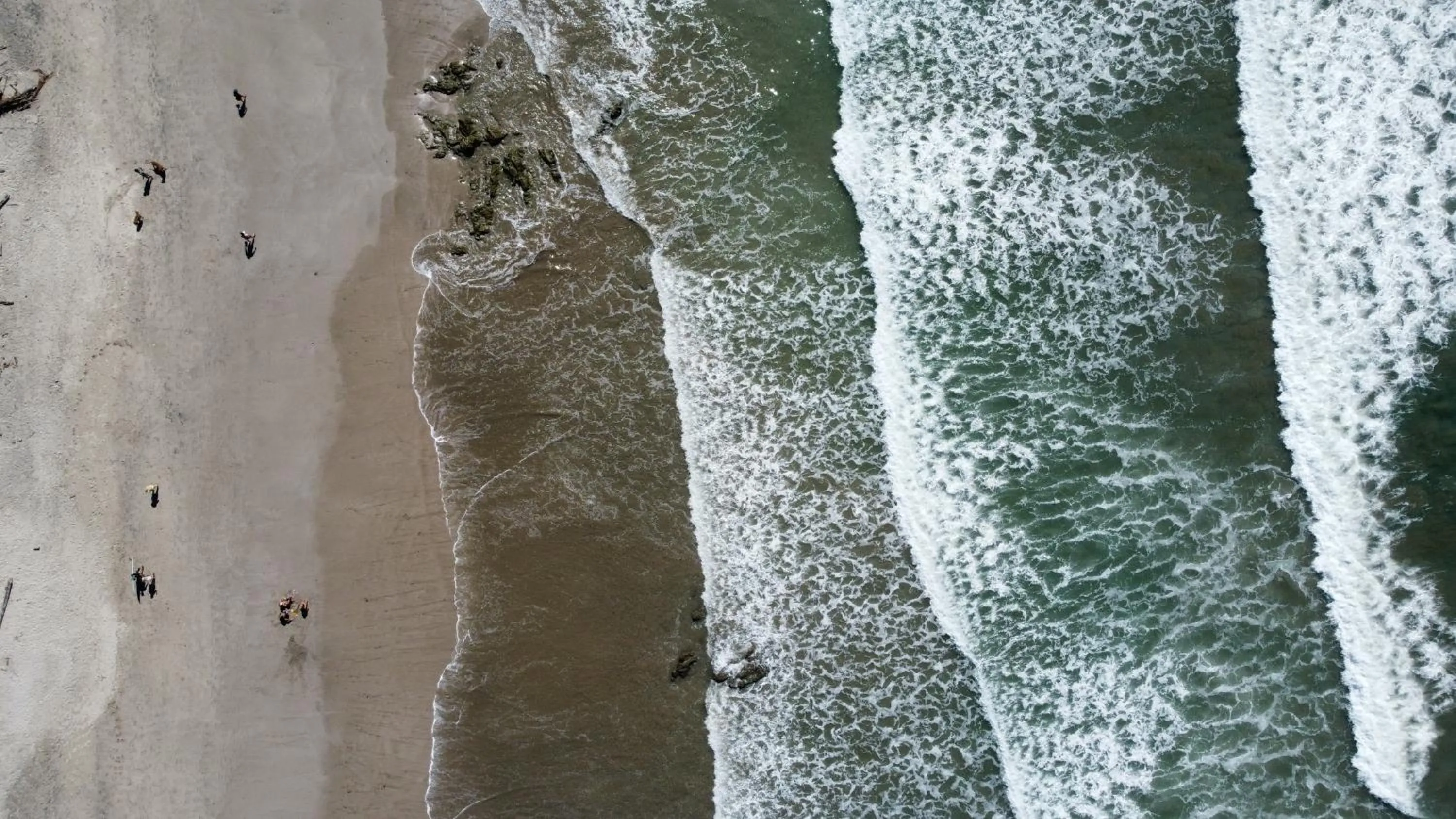 People in Hotel Ritmo Tropical - Pool and Breakfast