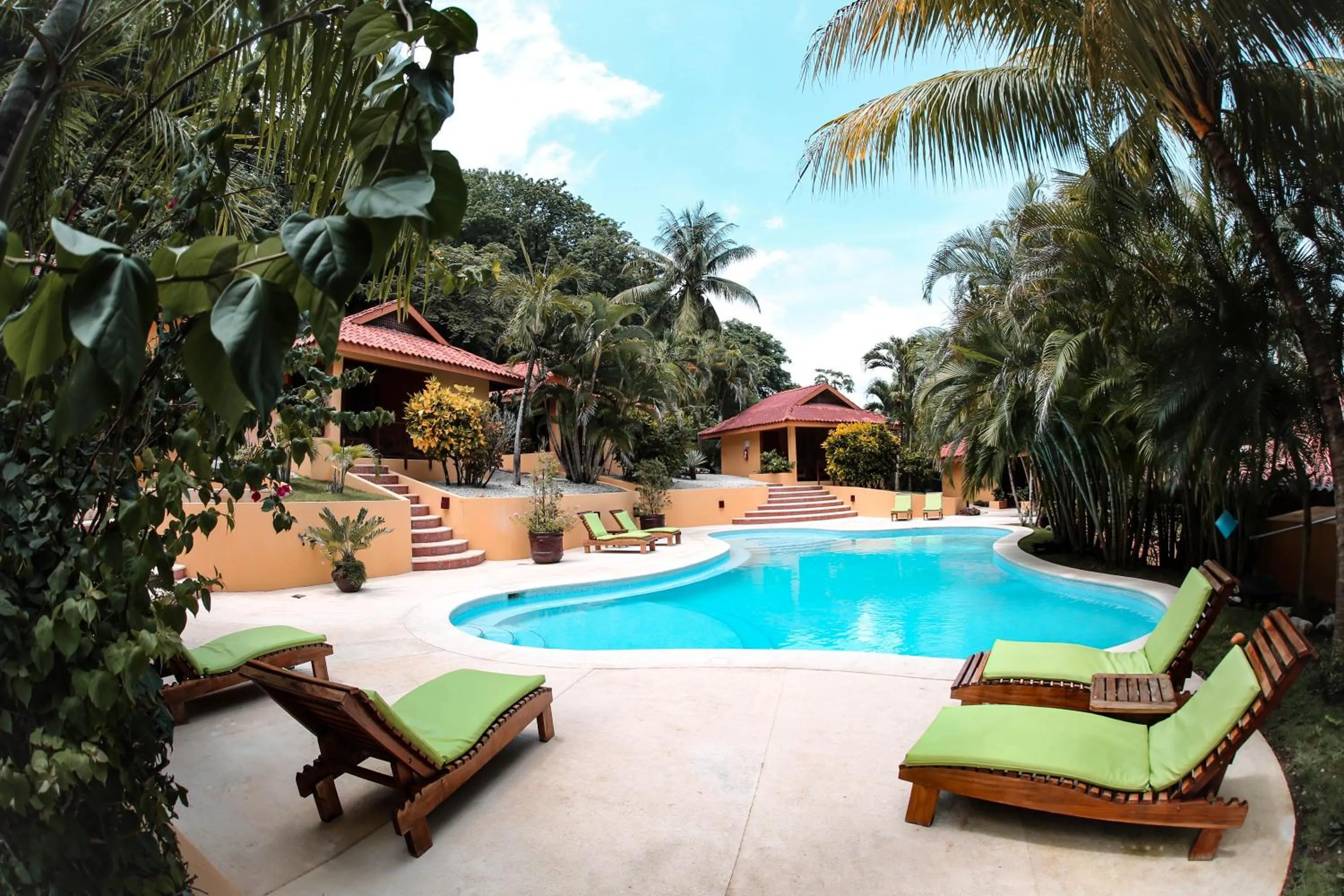 Property building in Hotel Ritmo Tropical - Pool and Breakfast