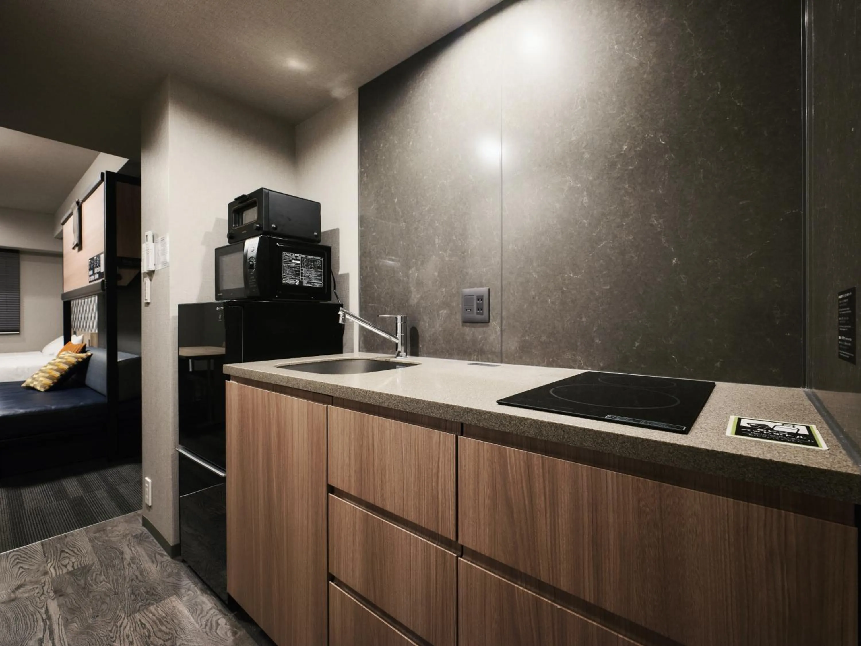 Bed in MONday Apart Asakusabashi Akihabara