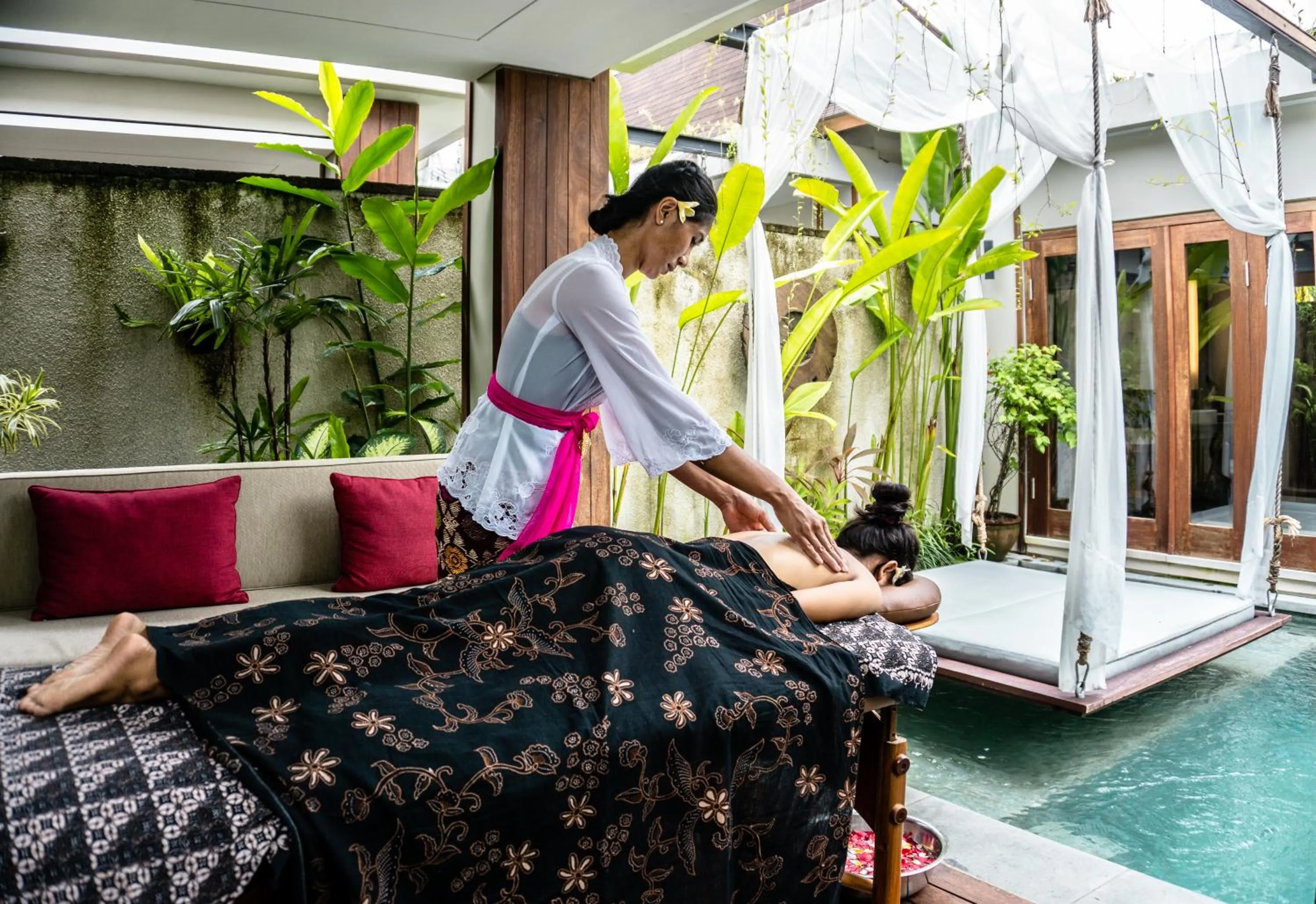 Massage in Sampatti Villas
