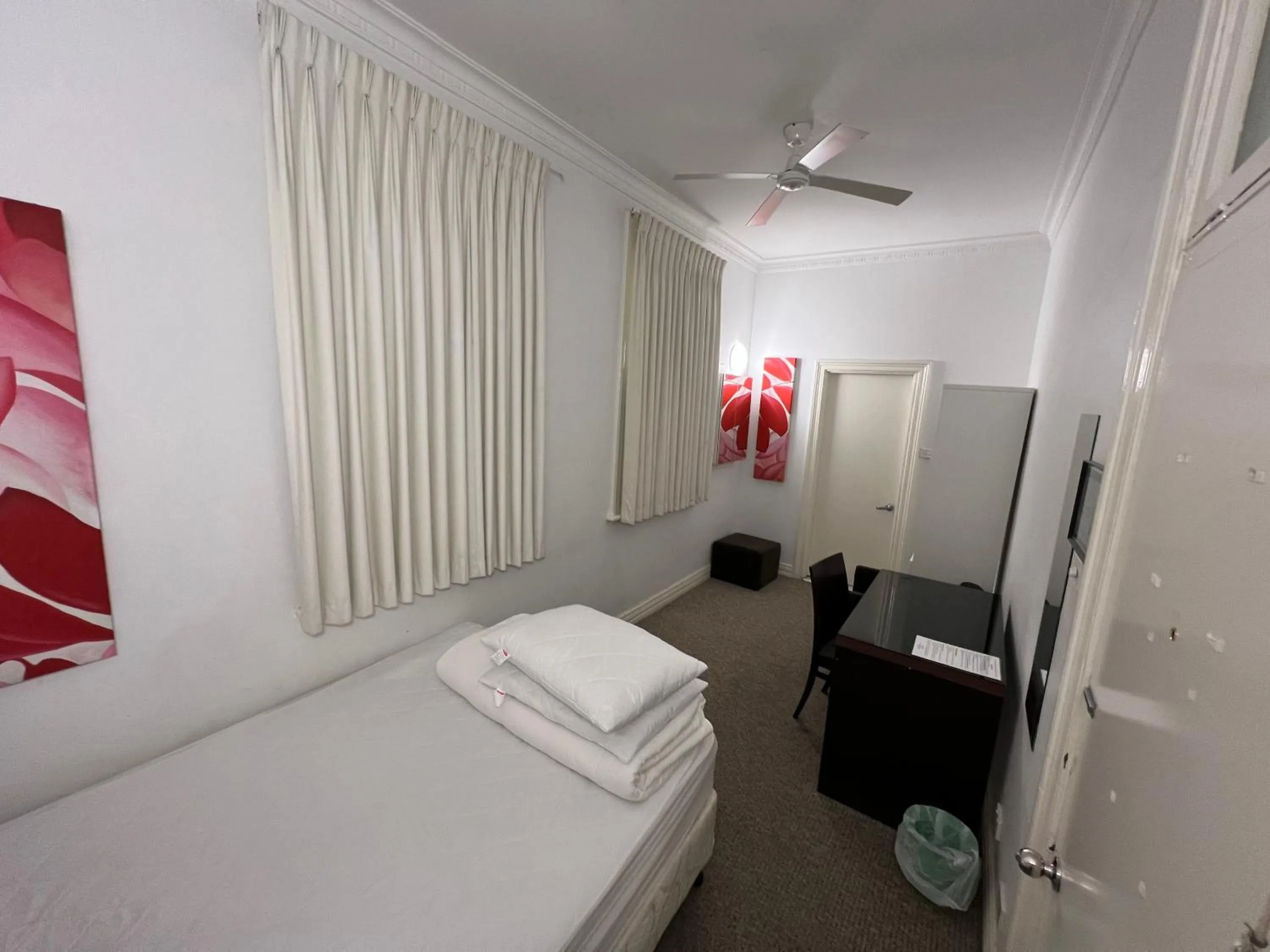 Bed in Akara Perth