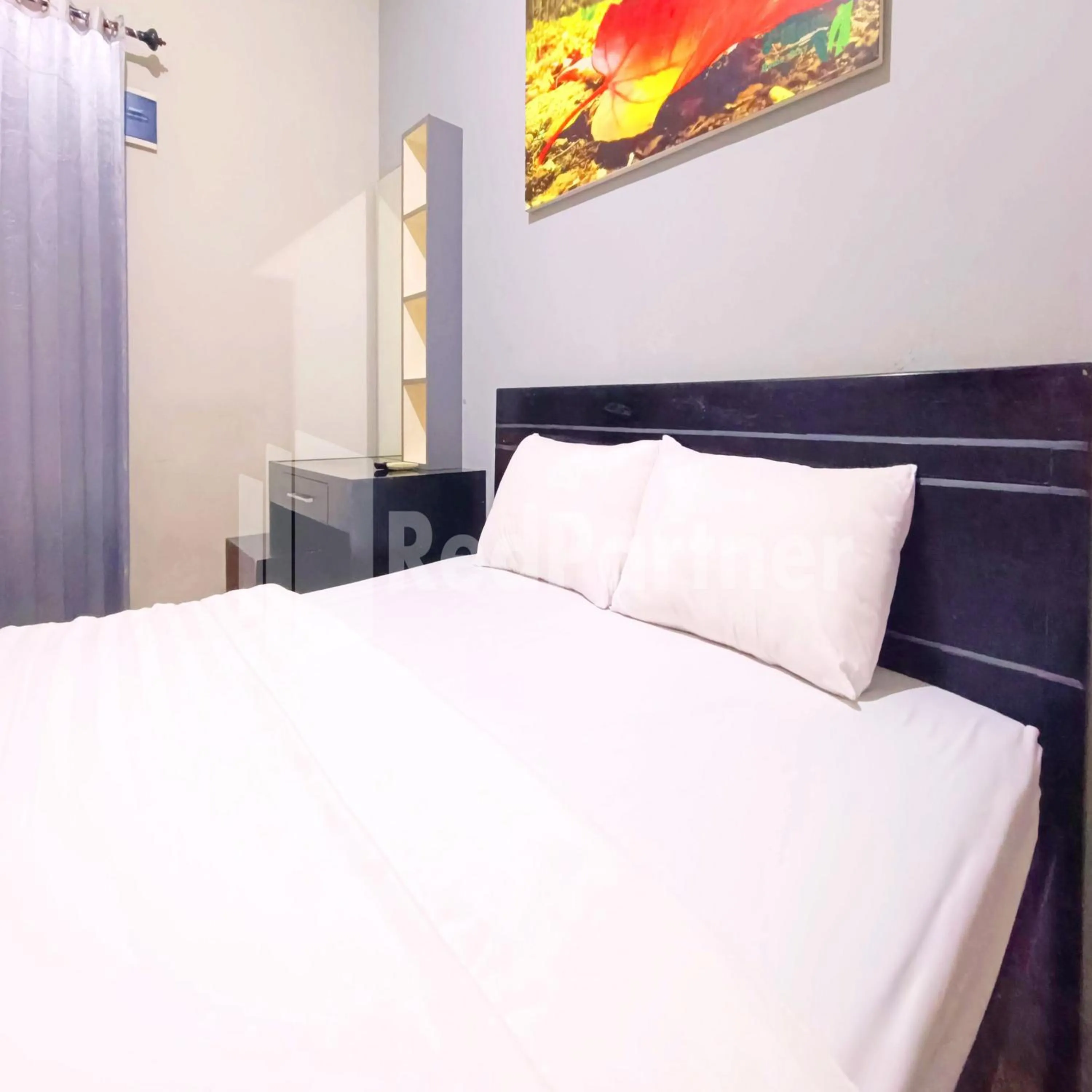 Bedroom, Bed in D'Waru Homestay Syariah near Jl Slamet Riyadi Mitra RedDoorz