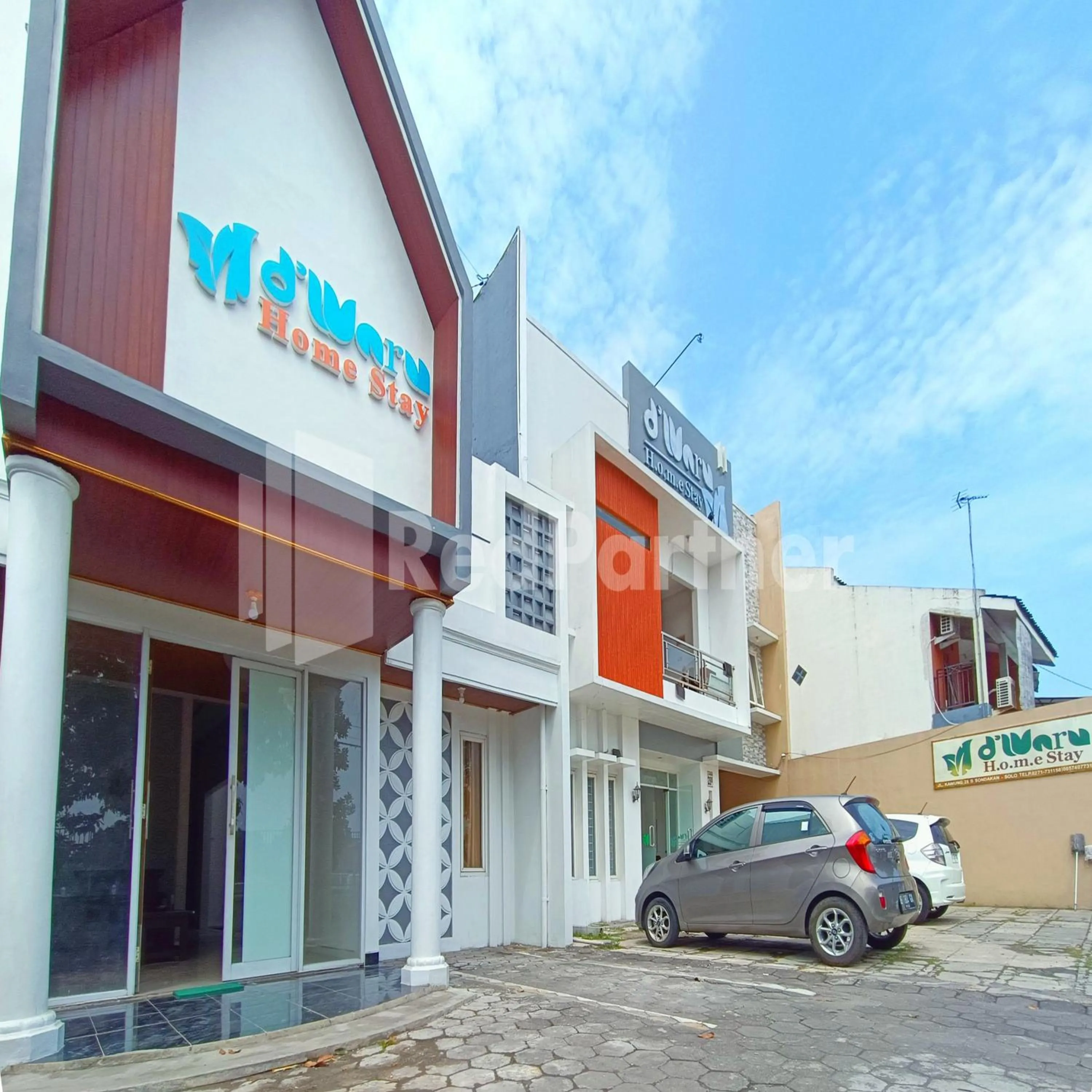 Facade/entrance in D'Waru Homestay Syariah near Jl Slamet Riyadi Mitra RedDoorz