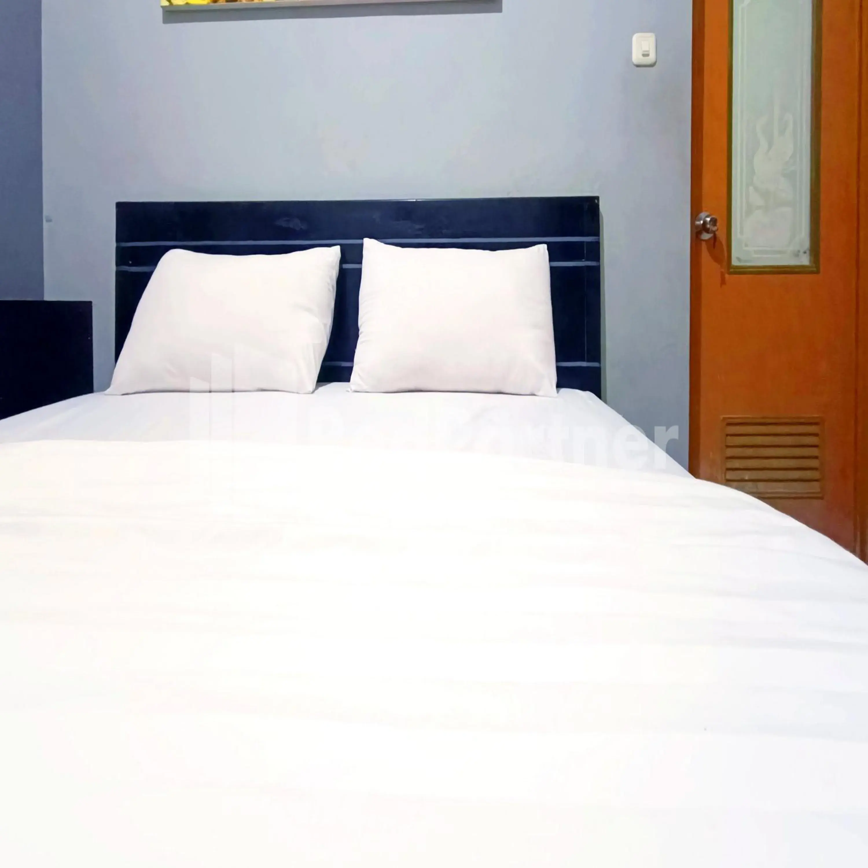 Standard Double Room in D'Waru Homestay Syariah near Jl Slamet Riyadi Mitra RedDoorz Standard Double Room in D'Waru Homestay Syariah near Jl Slamet Riyadi Mitra RedDoorz